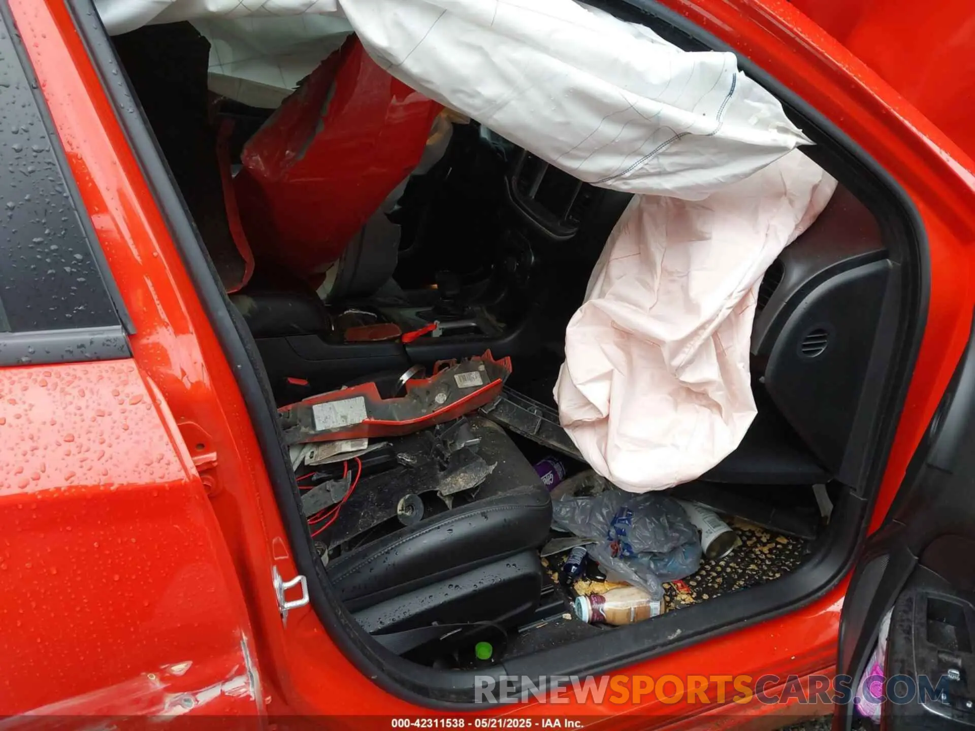 5 fotografías del automóvil dañado 2C3CDXCT2PH699528 DODGE CHARGER 2023