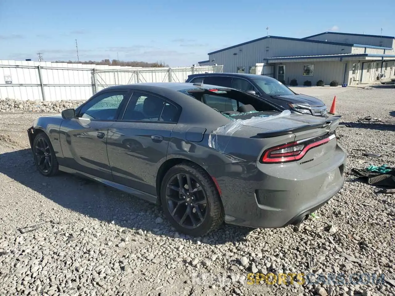 2 fotografías del automóvil dañado 2C3CDXCT3PH599390 DODGE CHARGER 2023