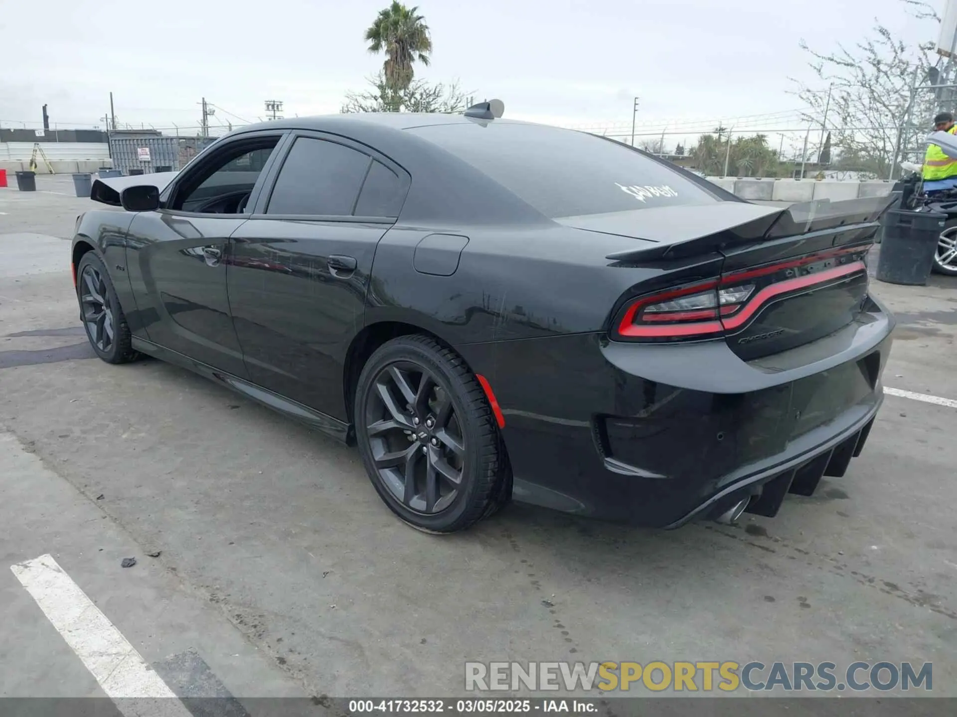 3 fotografías del automóvil dañado 2C3CDXCT3PH687565 DODGE CHARGER 2023