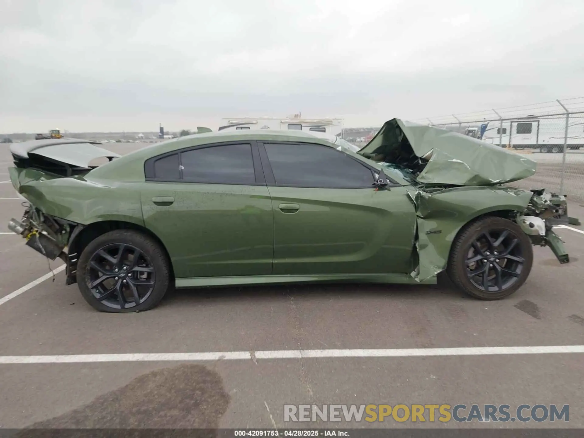 14 fotografías del automóvil dañado 2C3CDXCT9PH685187 DODGE CHARGER 2023