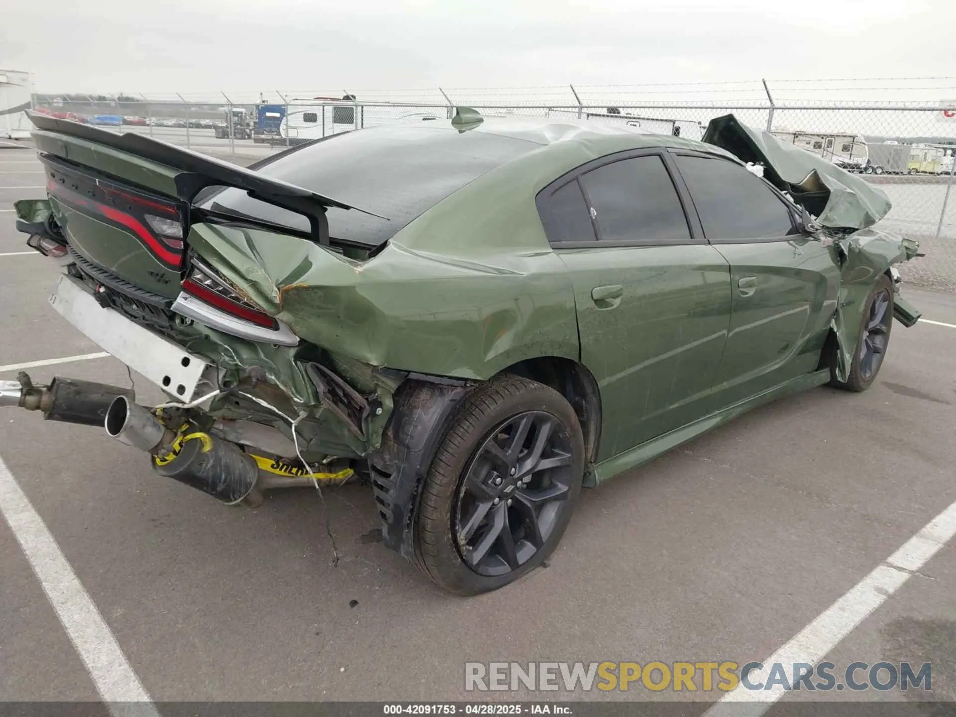 4 fotografías del automóvil dañado 2C3CDXCT9PH685187 DODGE CHARGER 2023