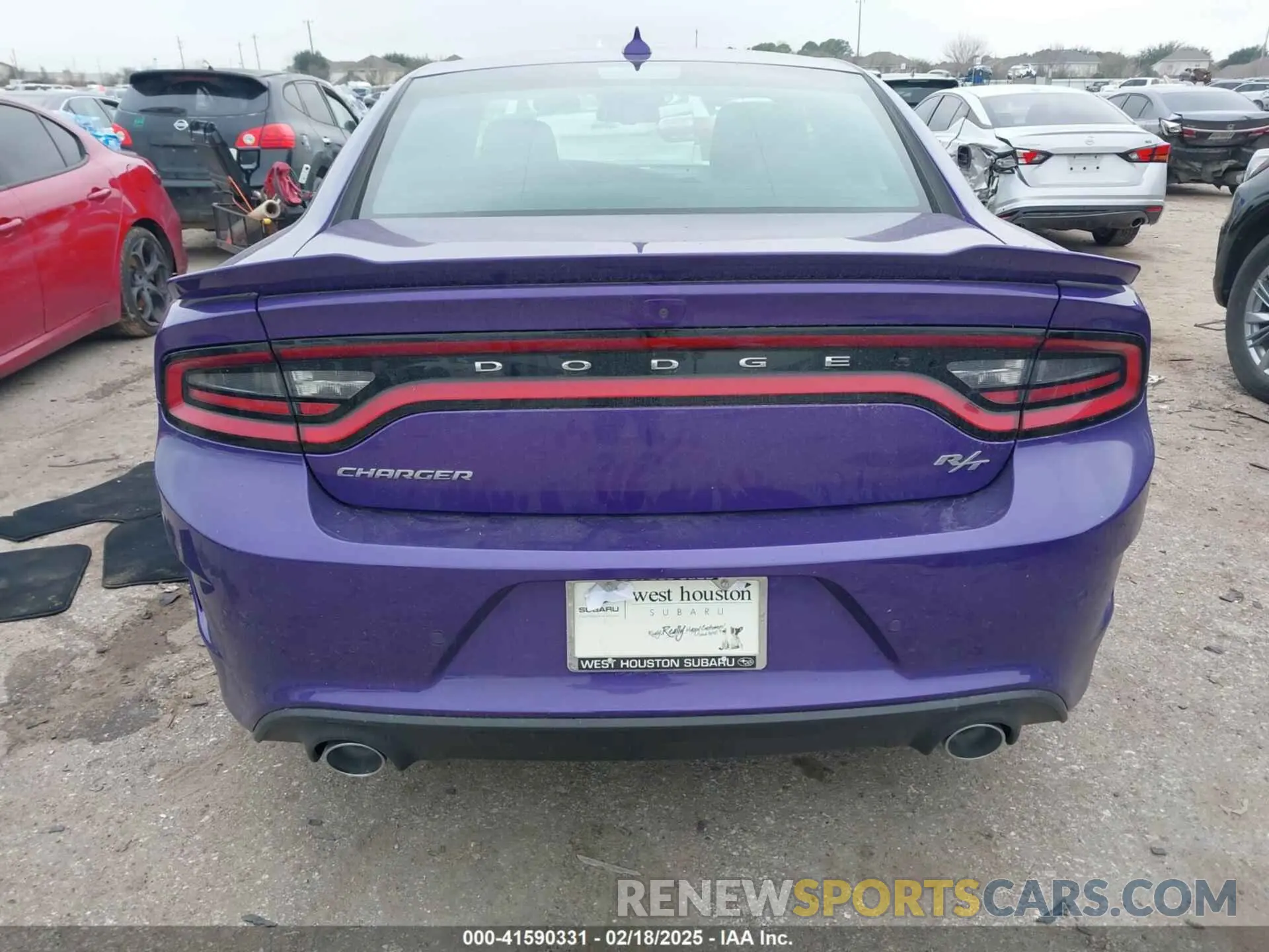 17 fotografías del automóvil dañado 2C3CDXCTXPH622230 DODGE CHARGER 2023