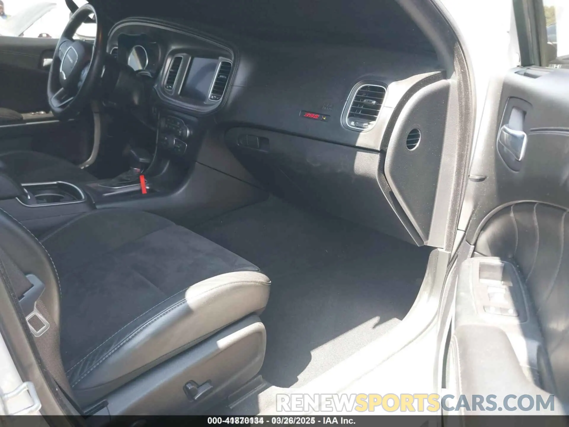 5 fotografías del automóvil dañado 2C3CDXGJ3PH672069 DODGE CHARGER 2023