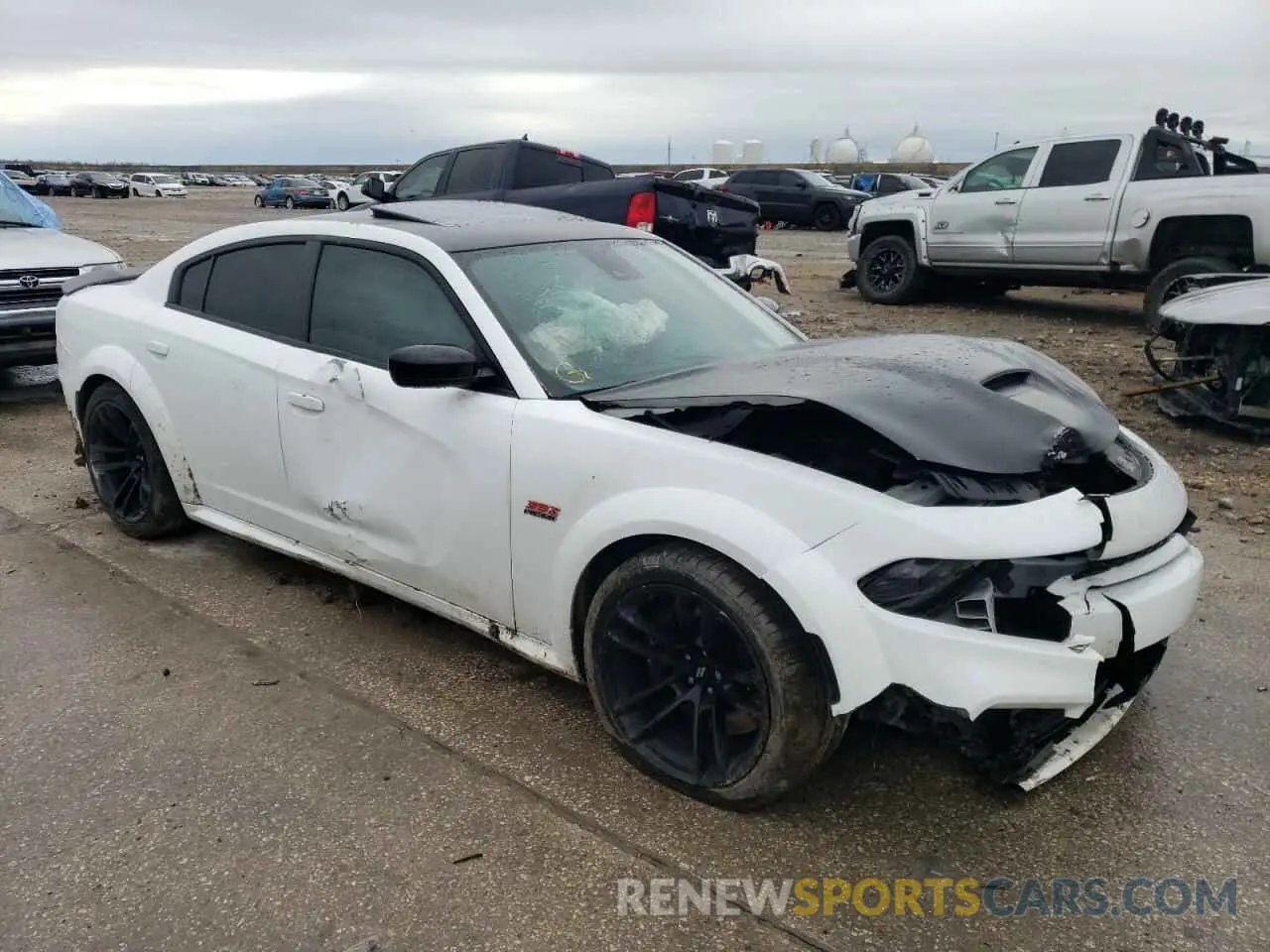 4 fotografías del automóvil dañado 2C3CDXGJ4PH547923 DODGE CHARGER 2023
