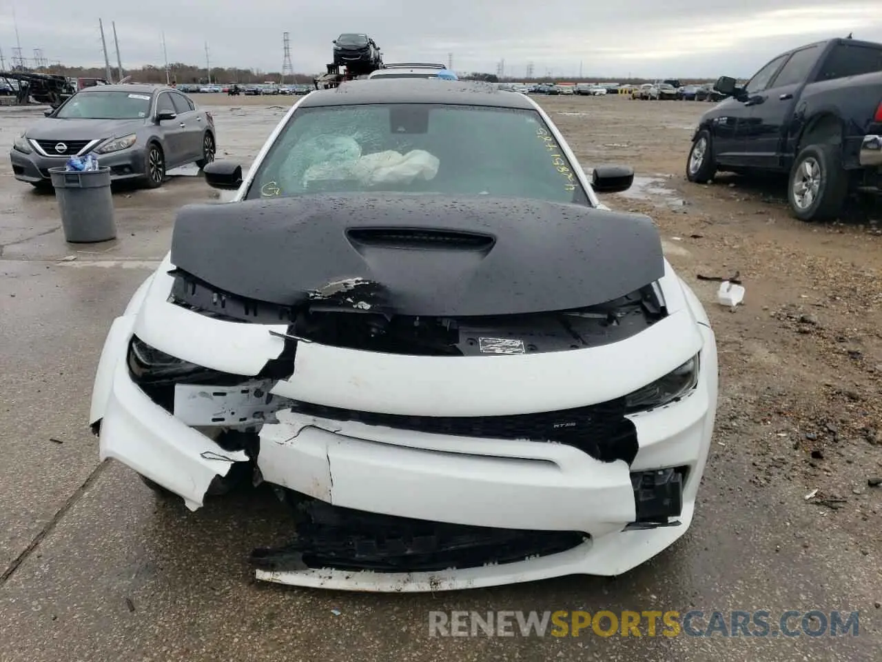5 fotografías del automóvil dañado 2C3CDXGJ4PH547923 DODGE CHARGER 2023
