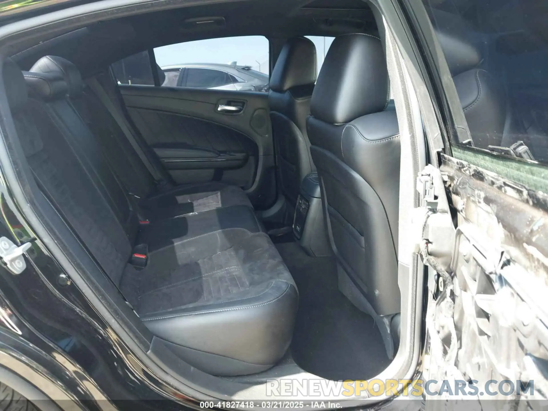 8 fotografías del automóvil dañado 2C3CDXGJ5PH697779 DODGE CHARGER 2023