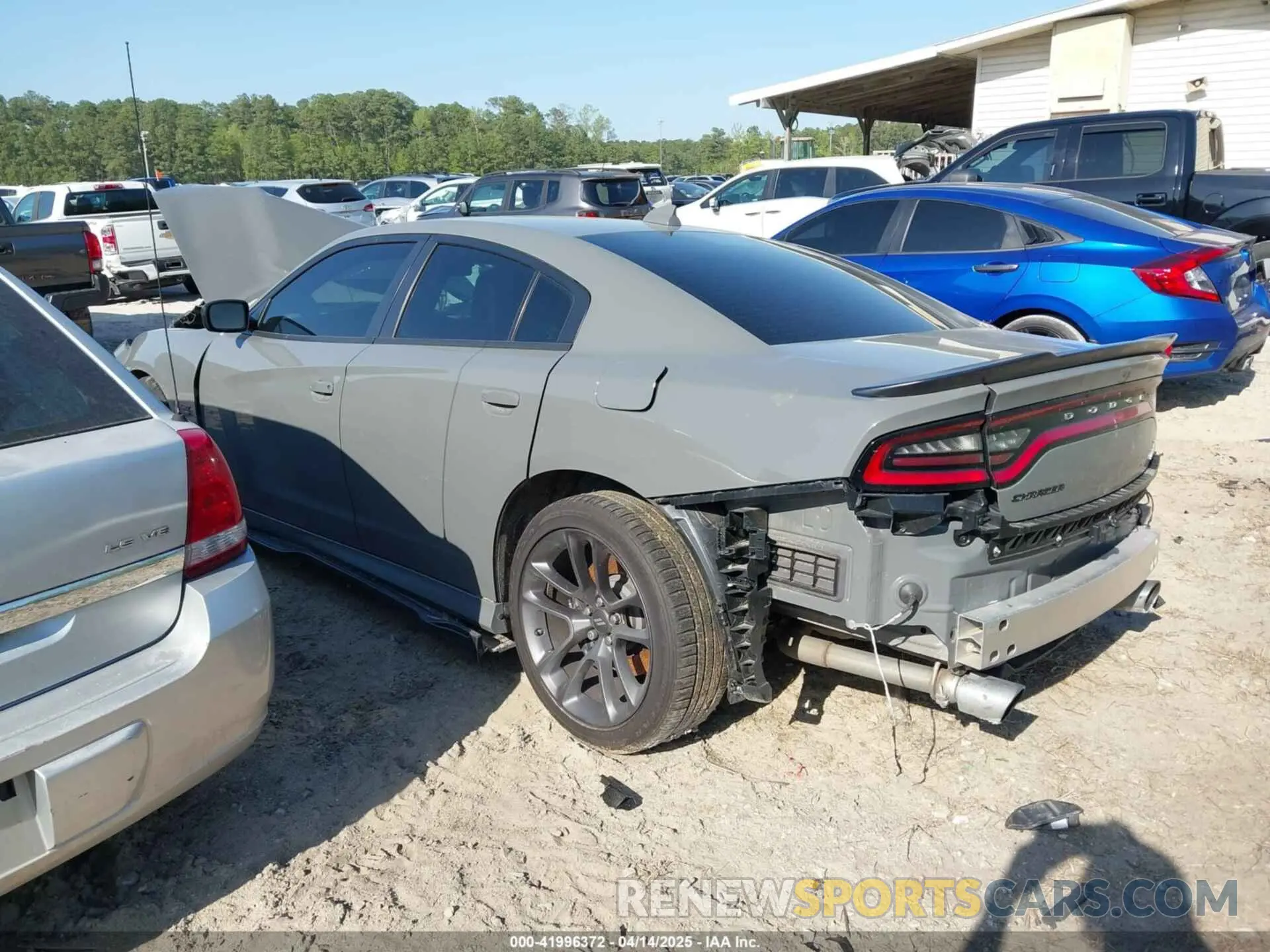 3 fotografías del automóvil dañado 2C3CDXGJ6PH639275 DODGE CHARGER 2023