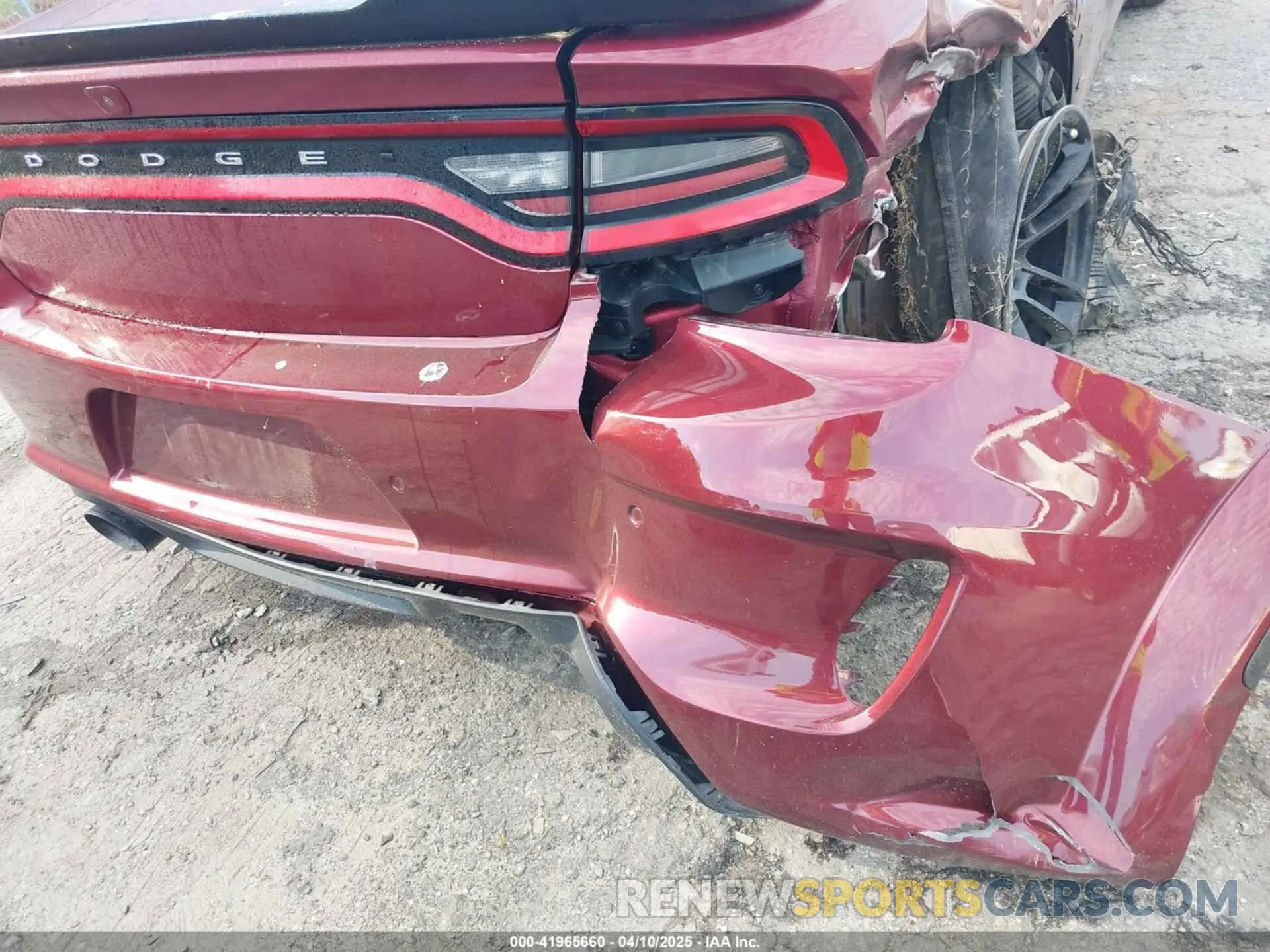 19 fotografías del automóvil dañado 2C3CDXGJ7PH643772 DODGE CHARGER 2023