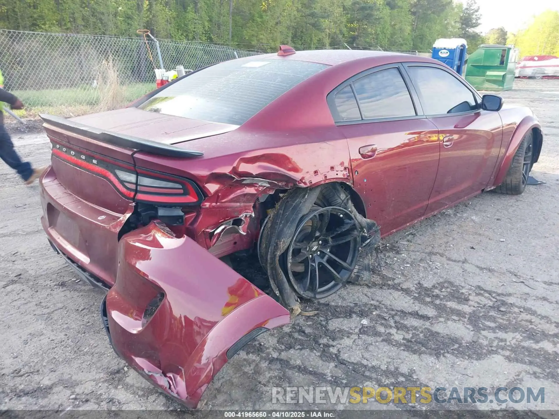 4 fotografías del automóvil dañado 2C3CDXGJ7PH643772 DODGE CHARGER 2023