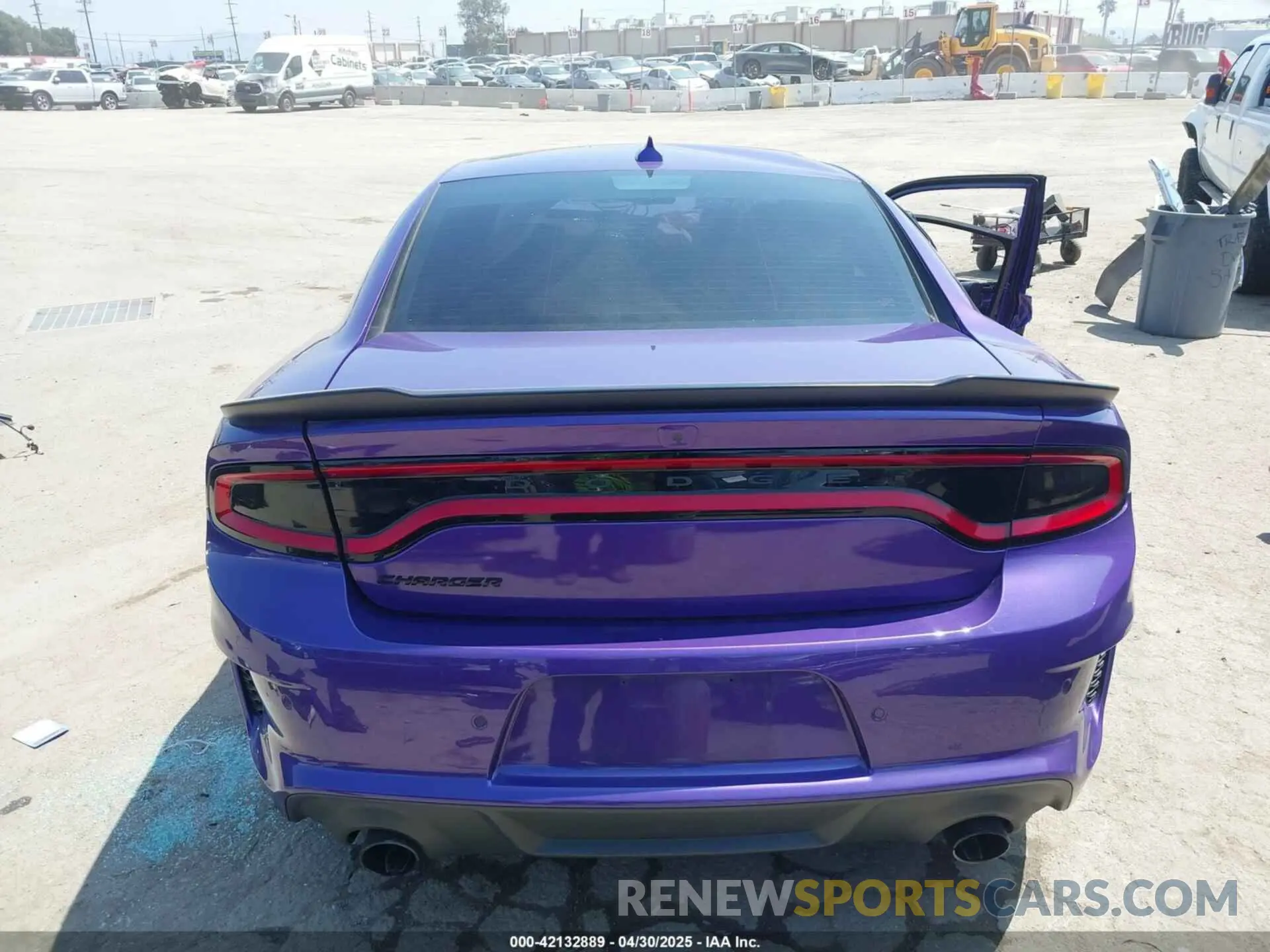 16 fotografías del automóvil dañado 2C3CDXGJ9PH649105 DODGE CHARGER 2023