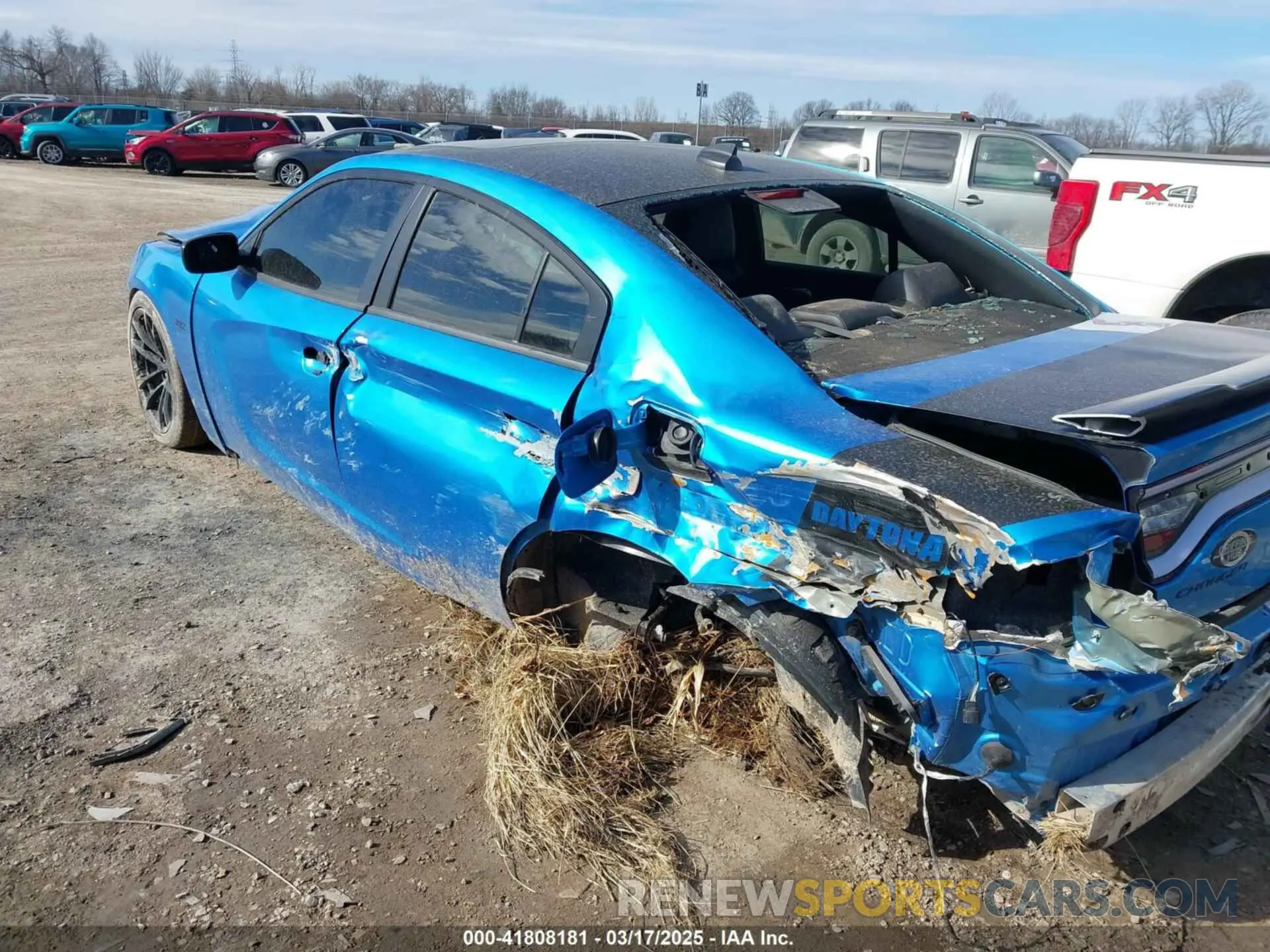 13 fotografías del automóvil dañado 2C3CDXGJXPH560188 DODGE CHARGER 2023