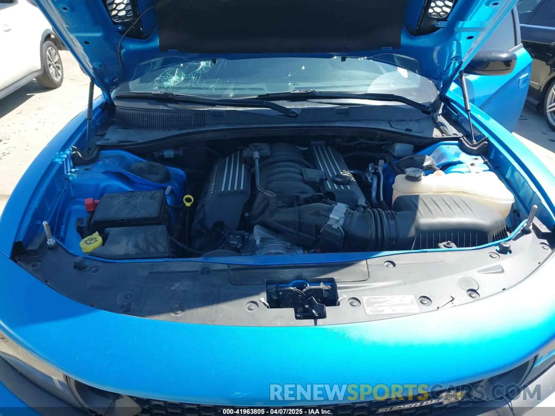 10 fotografías del automóvil dañado 2C3CDXGJXPH611575 DODGE CHARGER 2023
