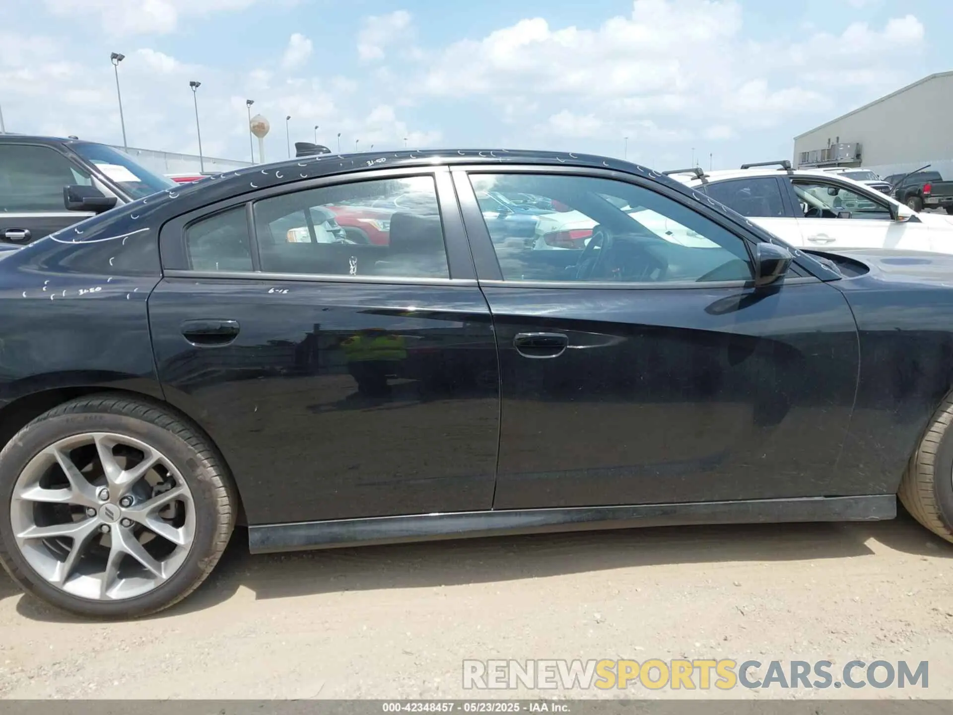 13 fotografías del automóvil dañado 2C3CDXHG3PH587915 DODGE CHARGER 2023
