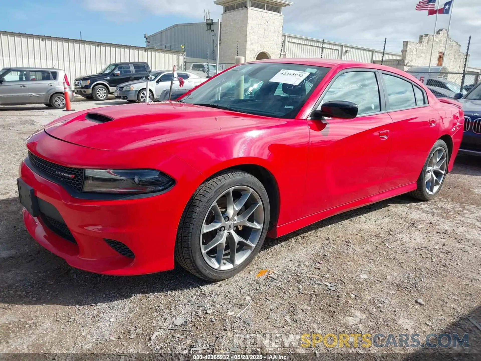 2 fotografías del automóvil dañado 2C3CDXHG8PH554392 DODGE CHARGER 2023
