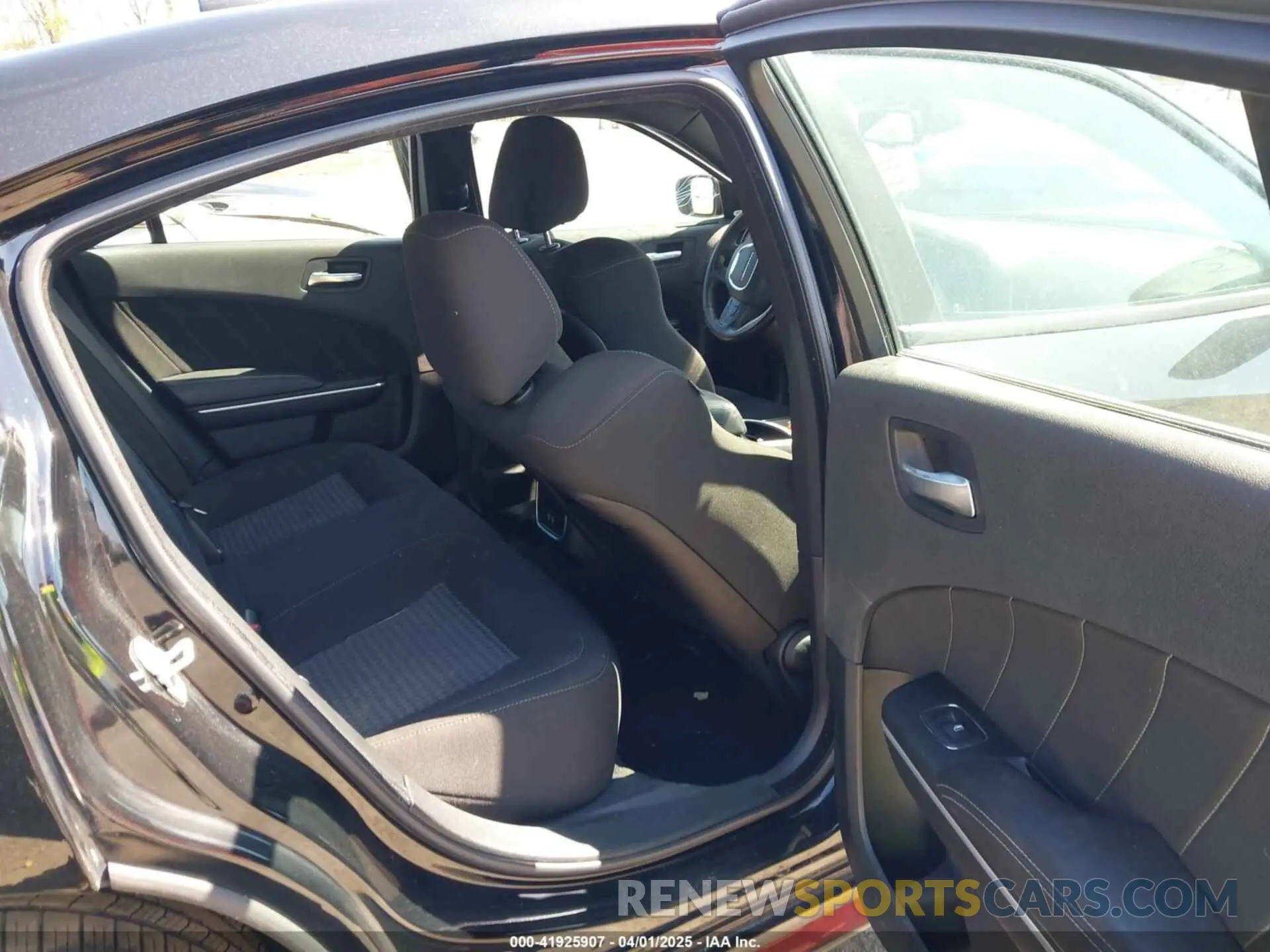 8 fotografías del automóvil dañado 2C3CDXHGXPH566320 DODGE CHARGER 2023