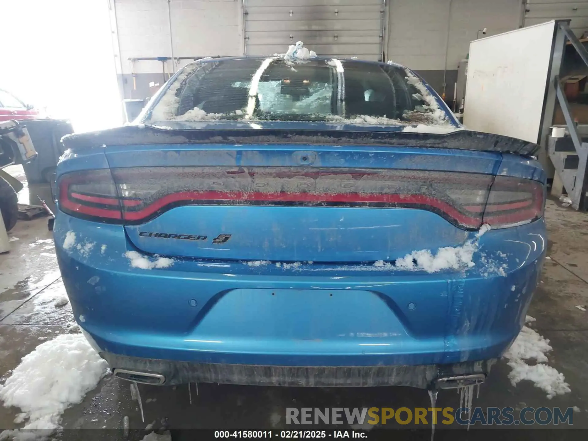 16 fotografías del automóvil dañado 2C3CDXJG5PH620066 DODGE CHARGER 2023