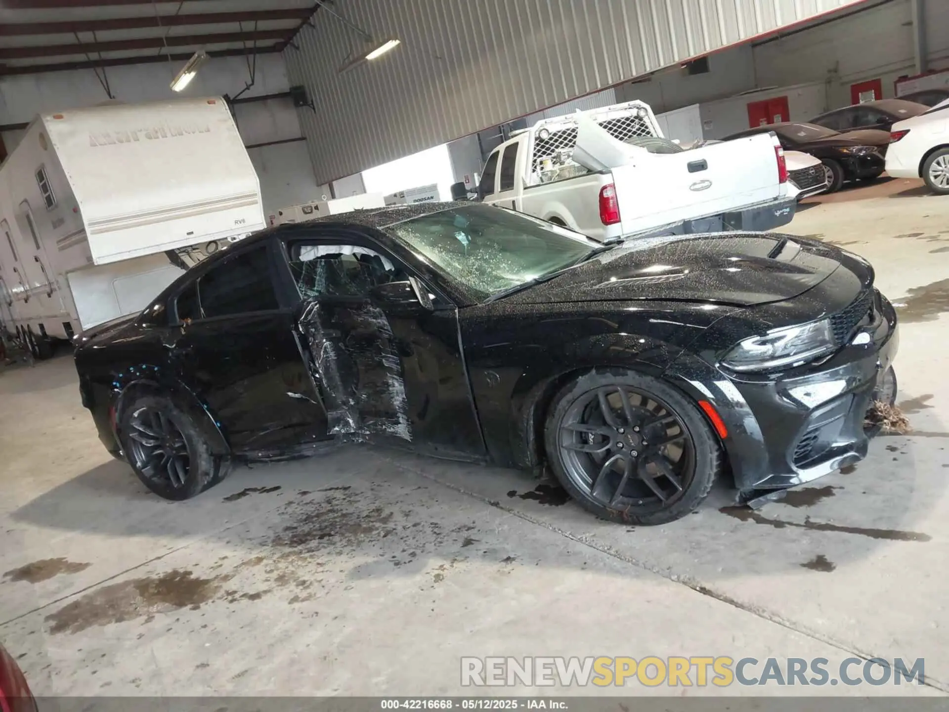 13 fotografías del automóvil dañado 2C3CDXL93PH642422 DODGE CHARGER 2023