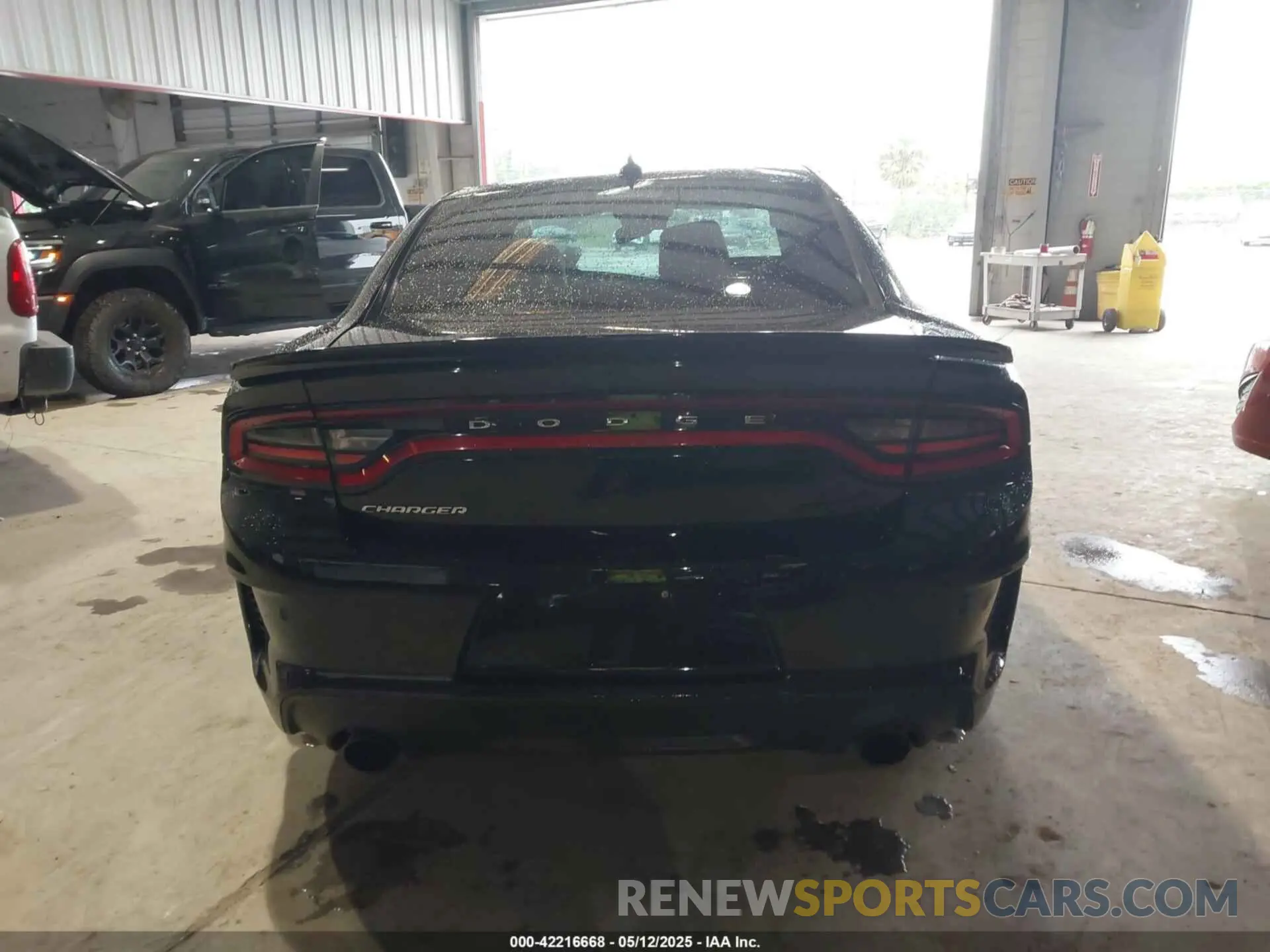 16 fotografías del automóvil dañado 2C3CDXL93PH642422 DODGE CHARGER 2023