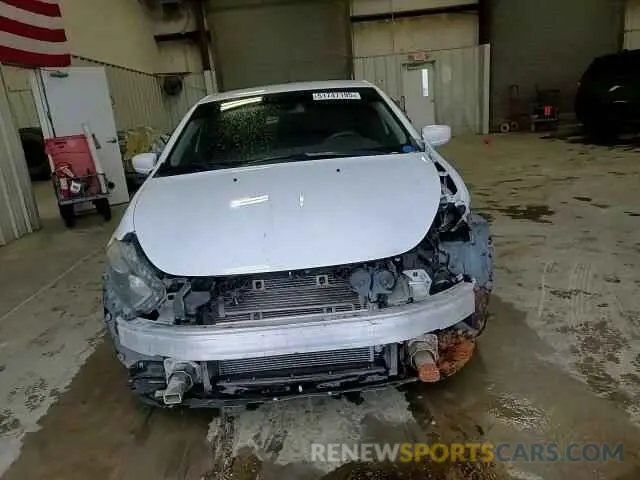 11 fotografías del automóvil dañado 1C3CDFAA4GD565418 DODGE DART 2019