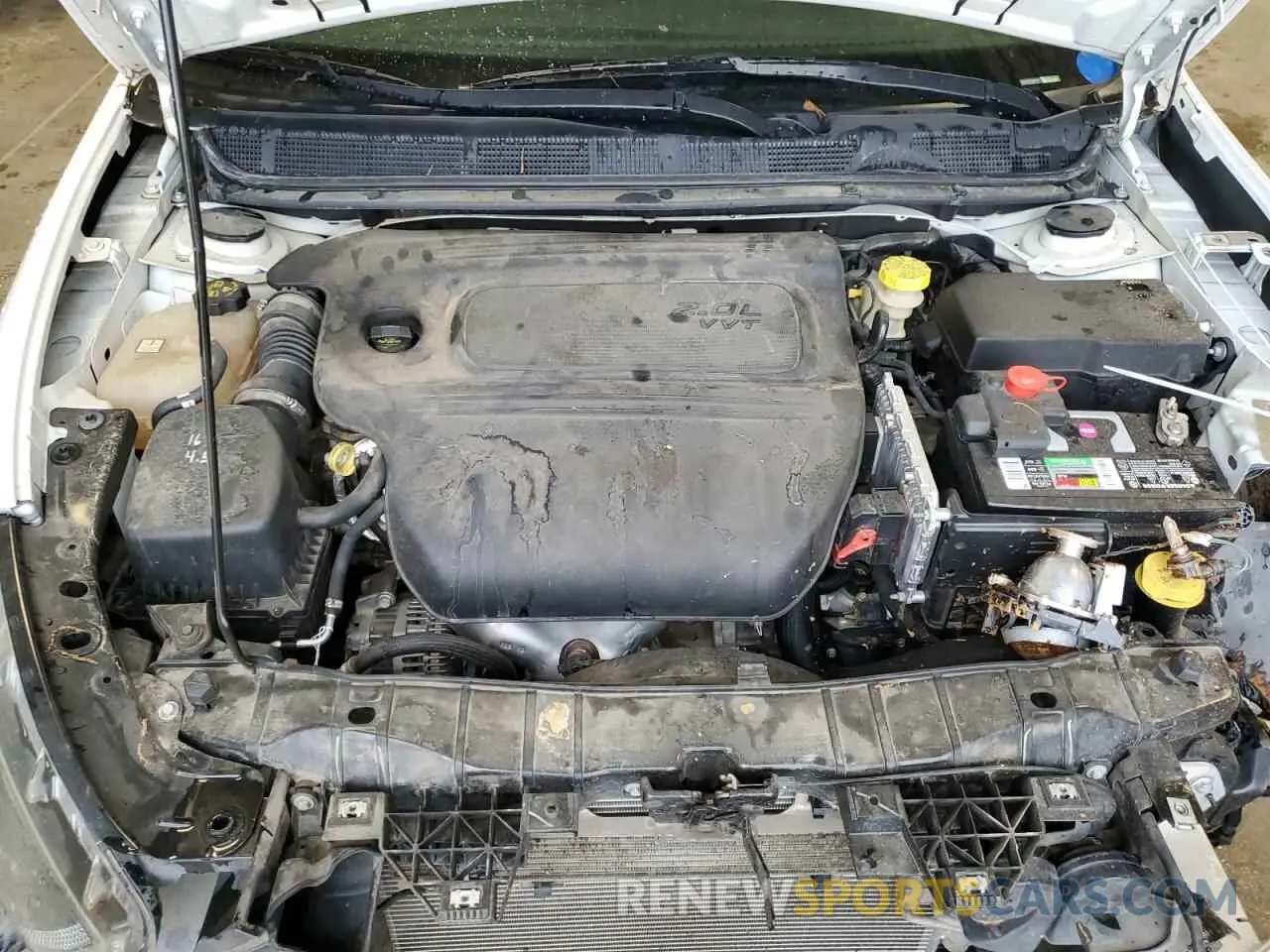 12 fotografías del automóvil dañado 1C3CDFAA4GD565418 DODGE DART 2019