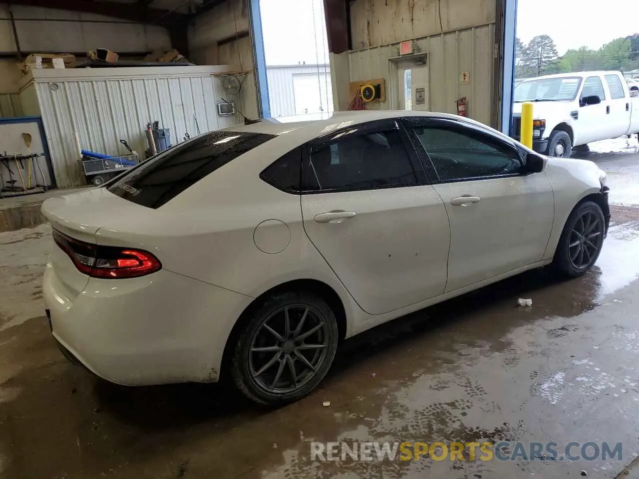 3 fotografías del automóvil dañado 1C3CDFAA4GD565418 DODGE DART 2019