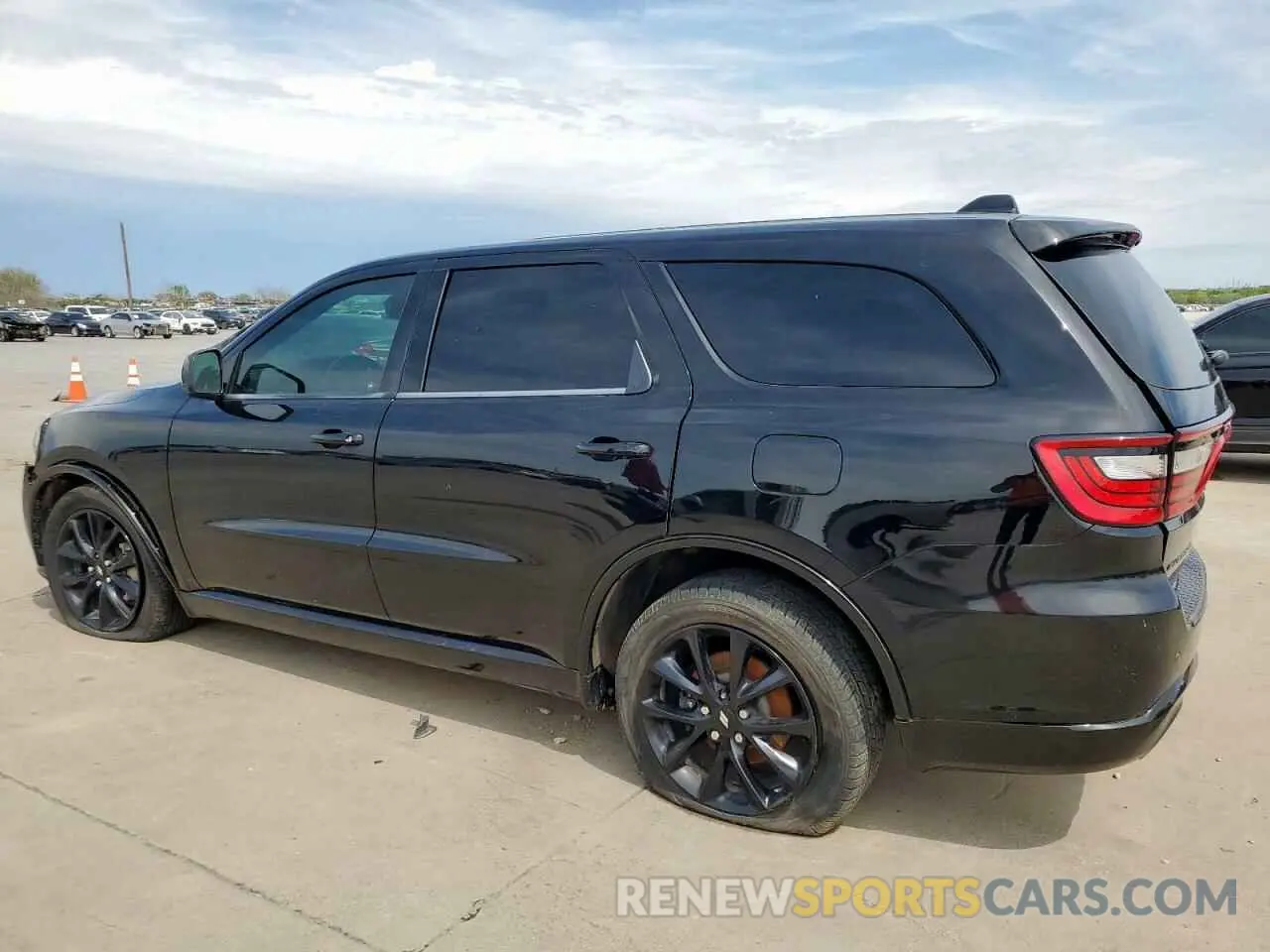 2 fotografías del automóvil dañado 1C4RDHDG6KC674057 DODGE DURANGO 2019