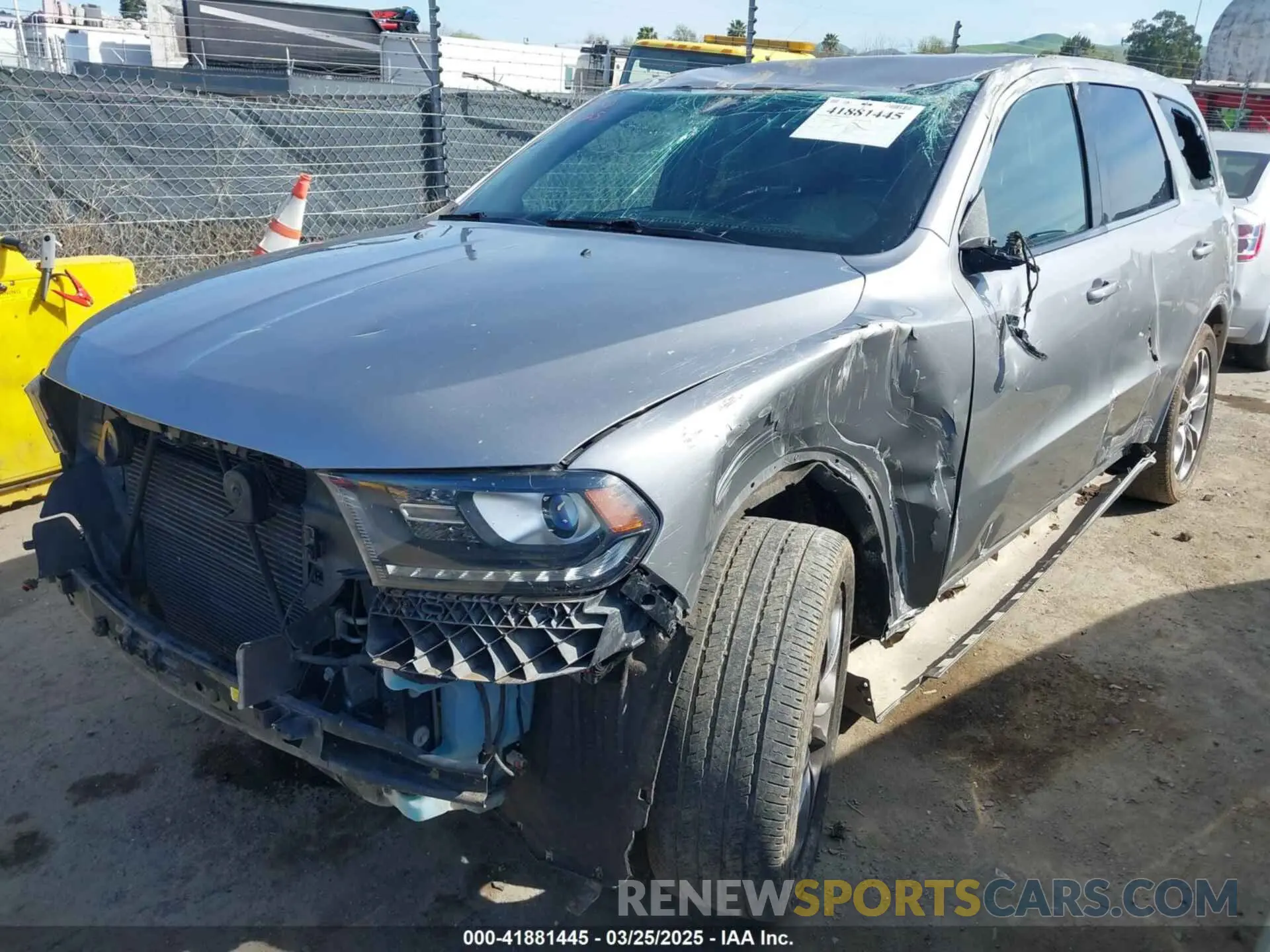 2 fotografías del automóvil dañado 1C4RDHDG8KC647359 DODGE DURANGO 2019