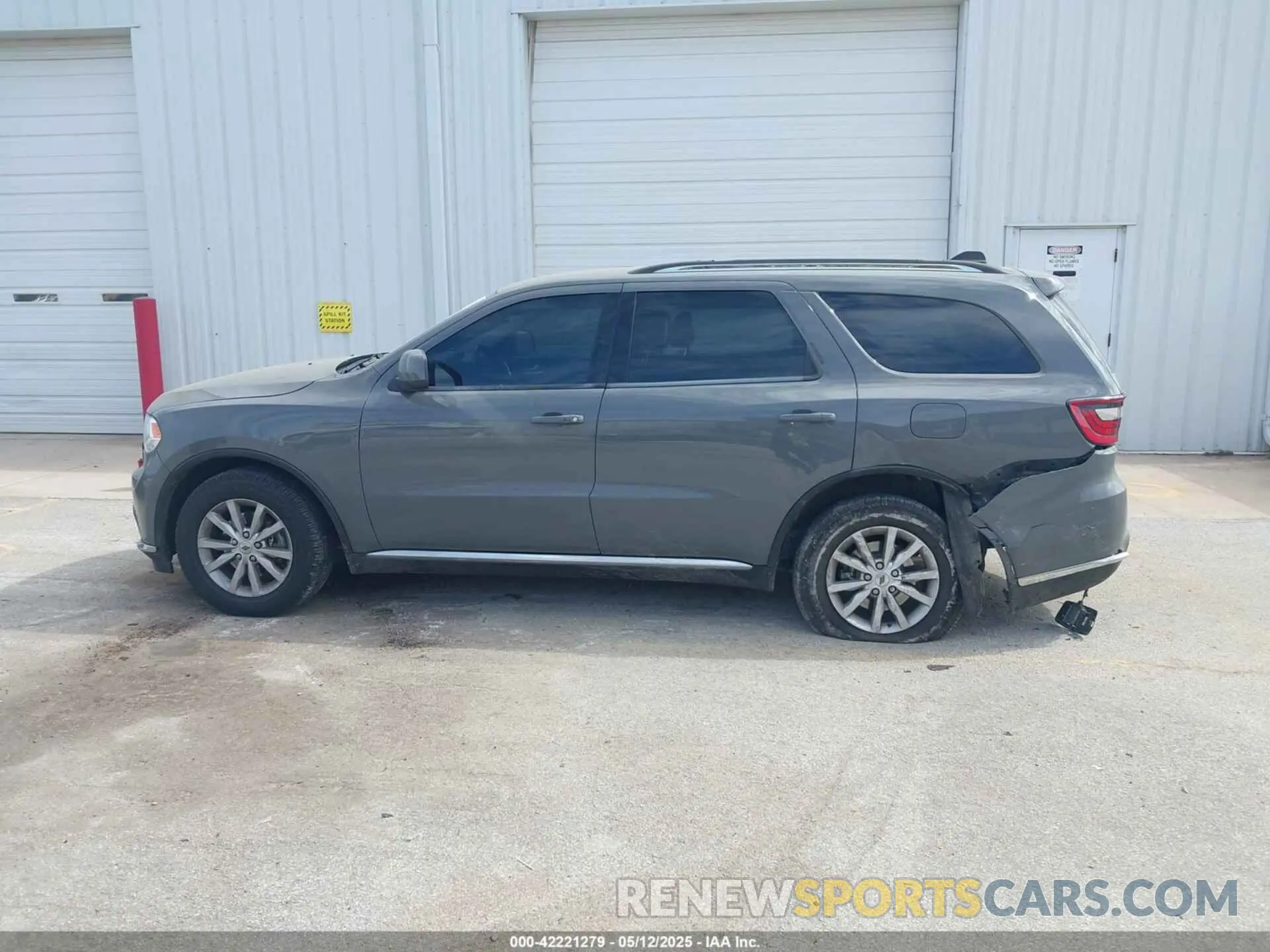 14 fotografías del automóvil dañado 1C4RDJAG9KC645325 DODGE DURANGO 2019