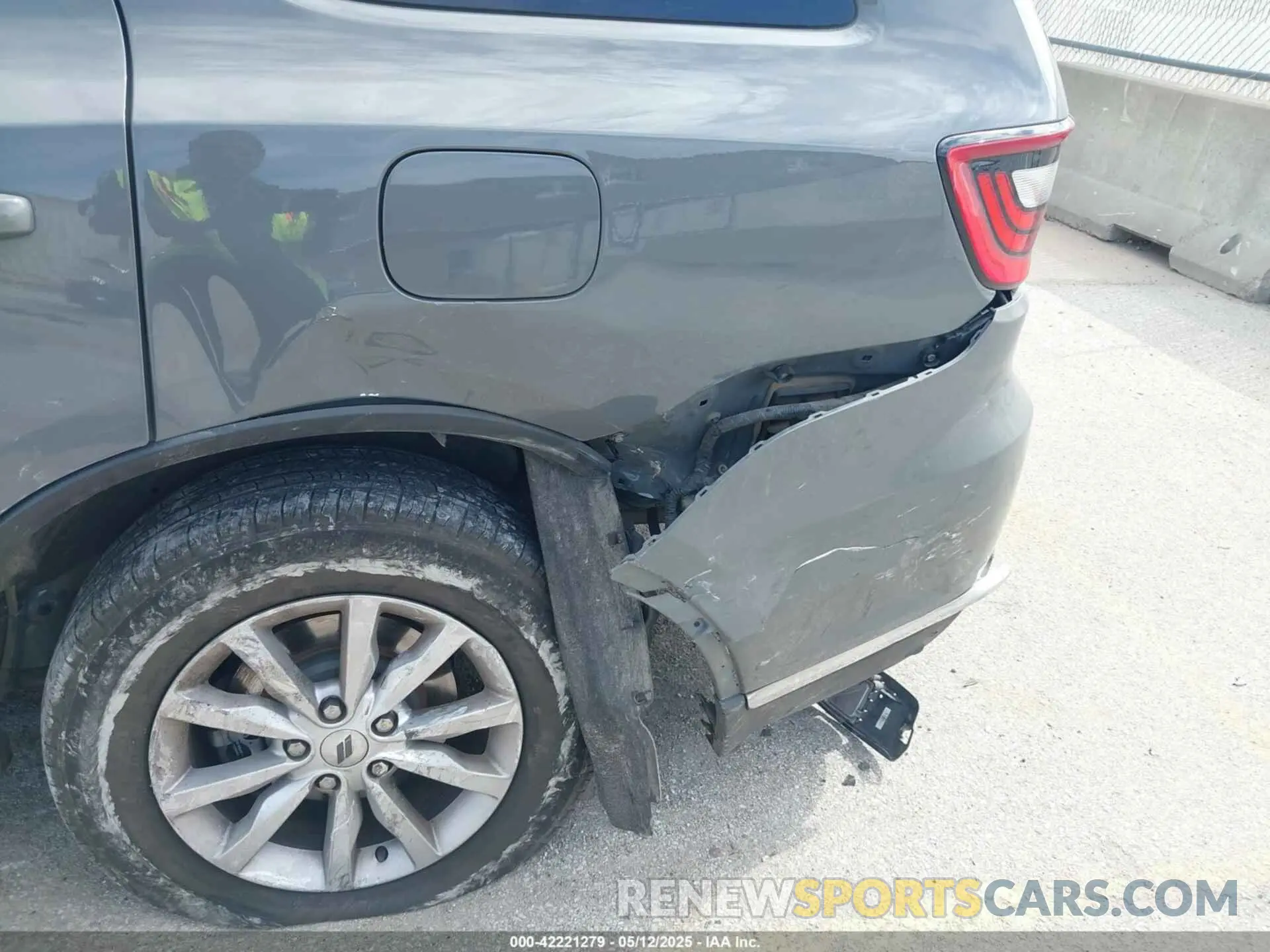 6 fotografías del automóvil dañado 1C4RDJAG9KC645325 DODGE DURANGO 2019