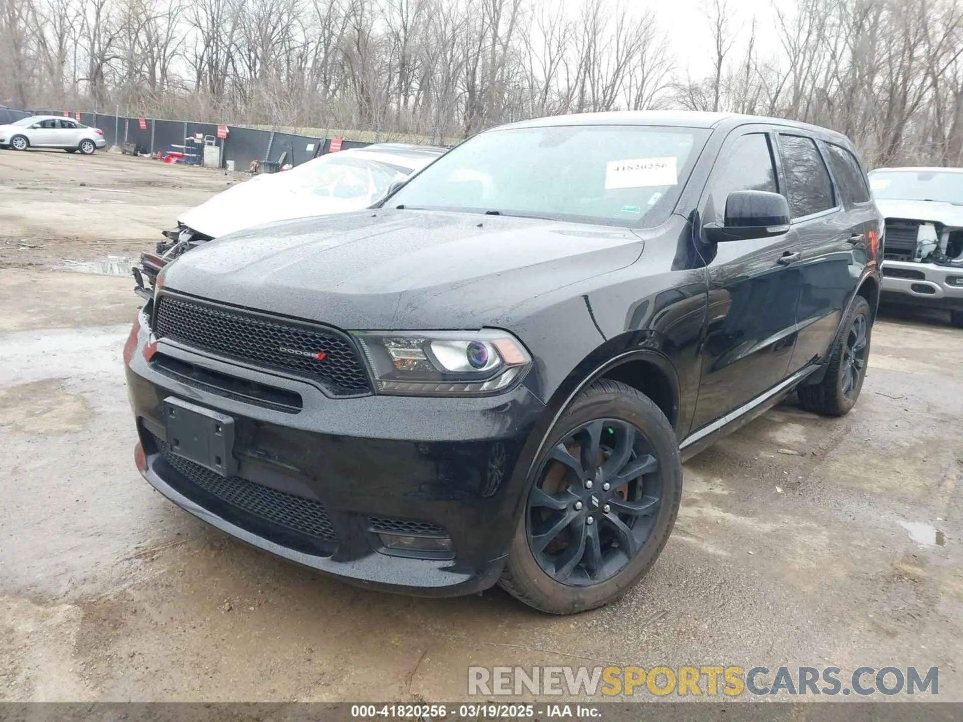 2 fotografías del automóvil dañado 1C4RDJDG4KC745389 DODGE DURANGO 2019