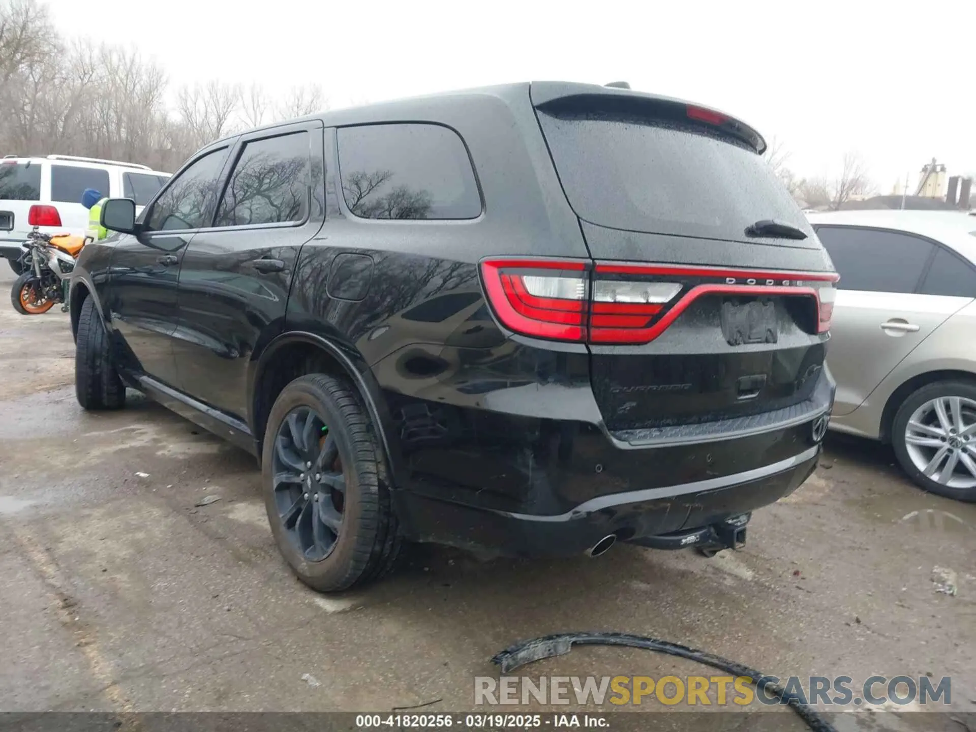 3 fotografías del automóvil dañado 1C4RDJDG4KC745389 DODGE DURANGO 2019