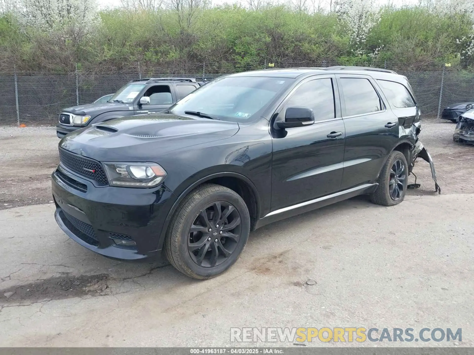 2 fotografías del automóvil dañado 1C4RDJDG6KC561099 DODGE DURANGO 2019