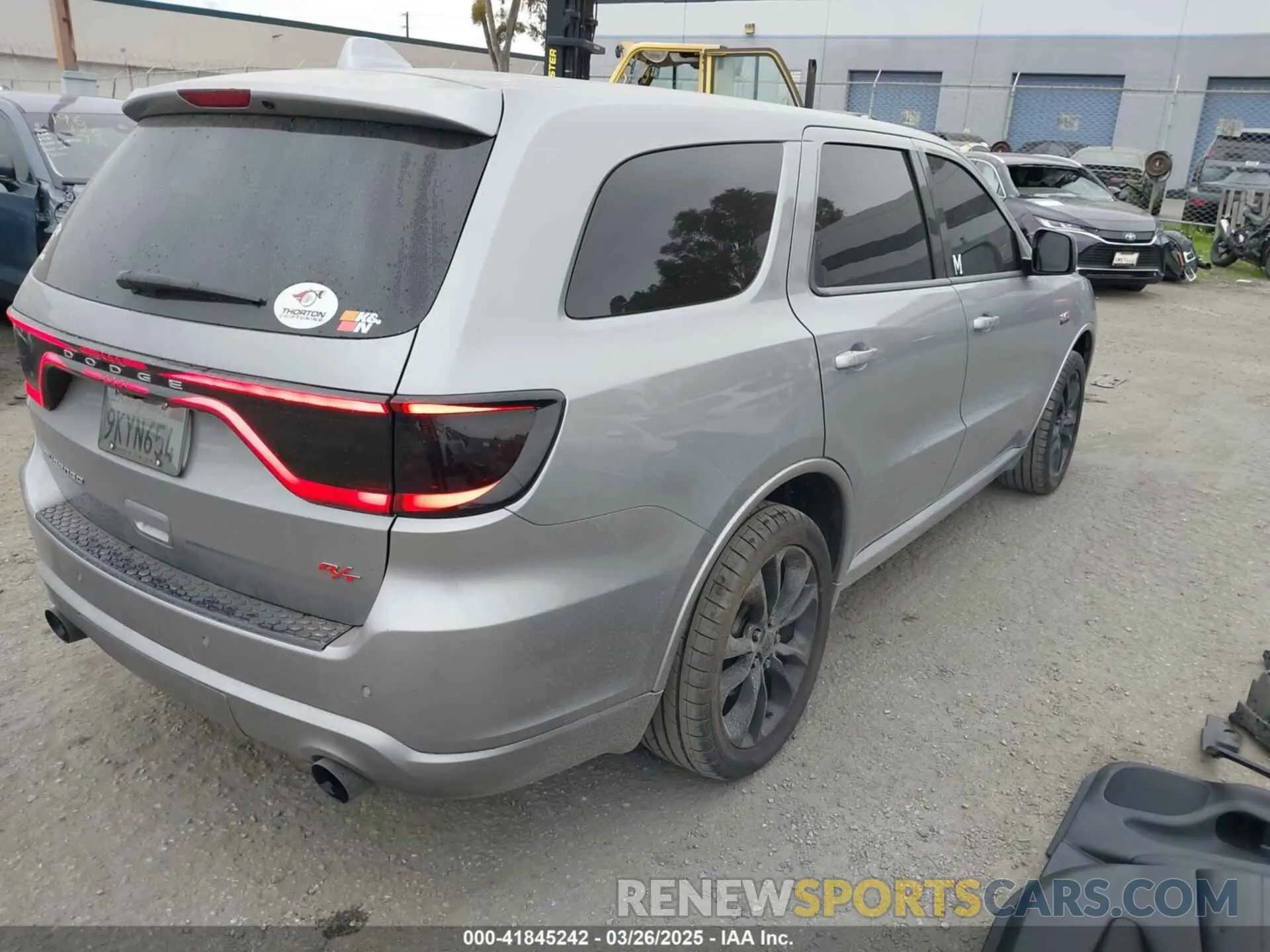 4 fotografías del automóvil dañado 1C4SDHCT9KC650562 DODGE DURANGO 2019