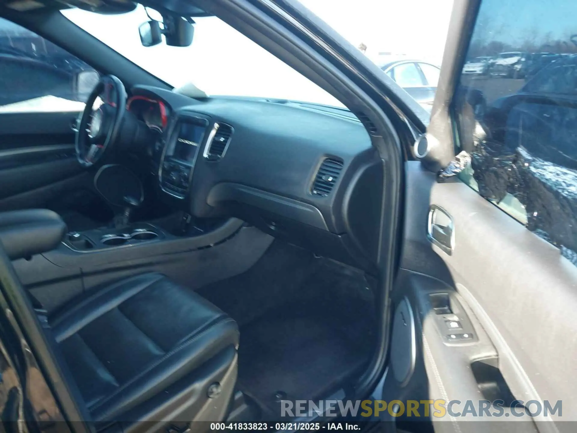 5 fotografías del automóvil dañado 1C4SDJCT3KC551114 DODGE DURANGO 2019