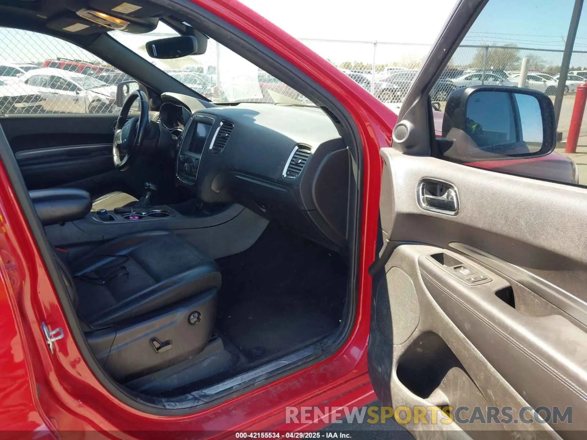 5 fotografías del automóvil dañado 1C4SDJCT7KC616319 DODGE DURANGO 2019