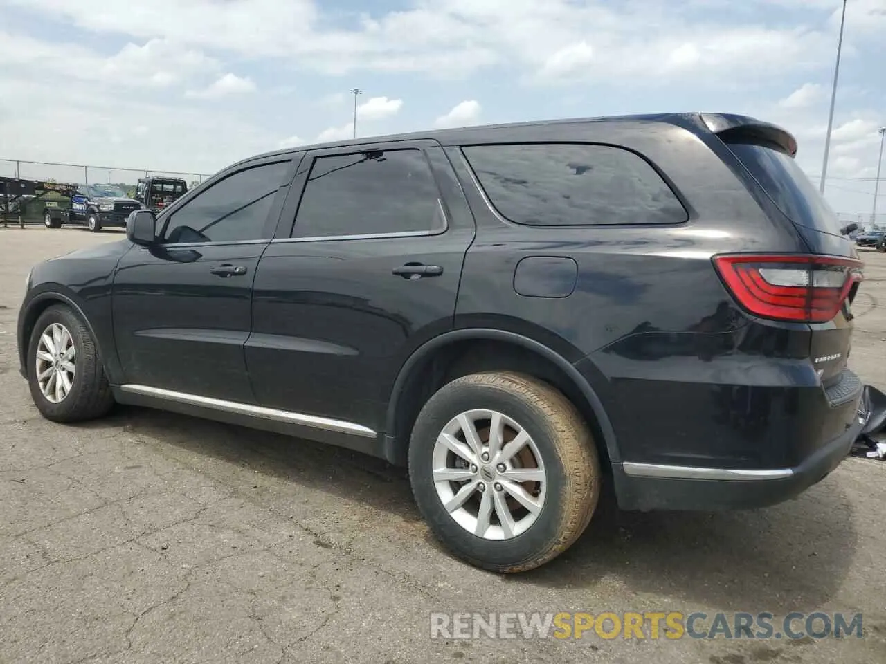 2 fotografías del automóvil dañado 1C4SDJFT8KC631844 DODGE DURANGO 2019