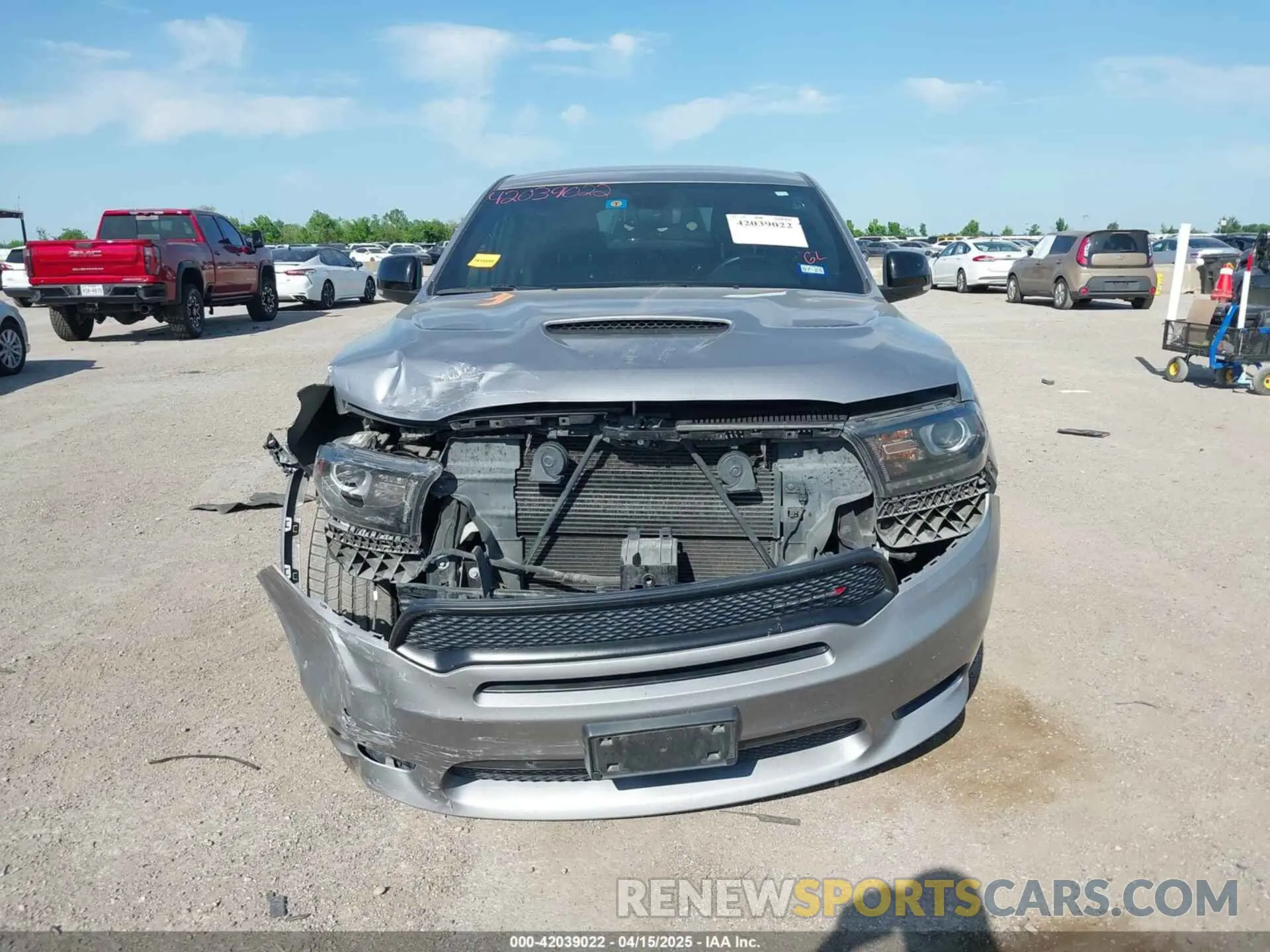 12 fotografías del automóvil dañado 1C4SDHCT0LC381238 DODGE DURANGO 2020