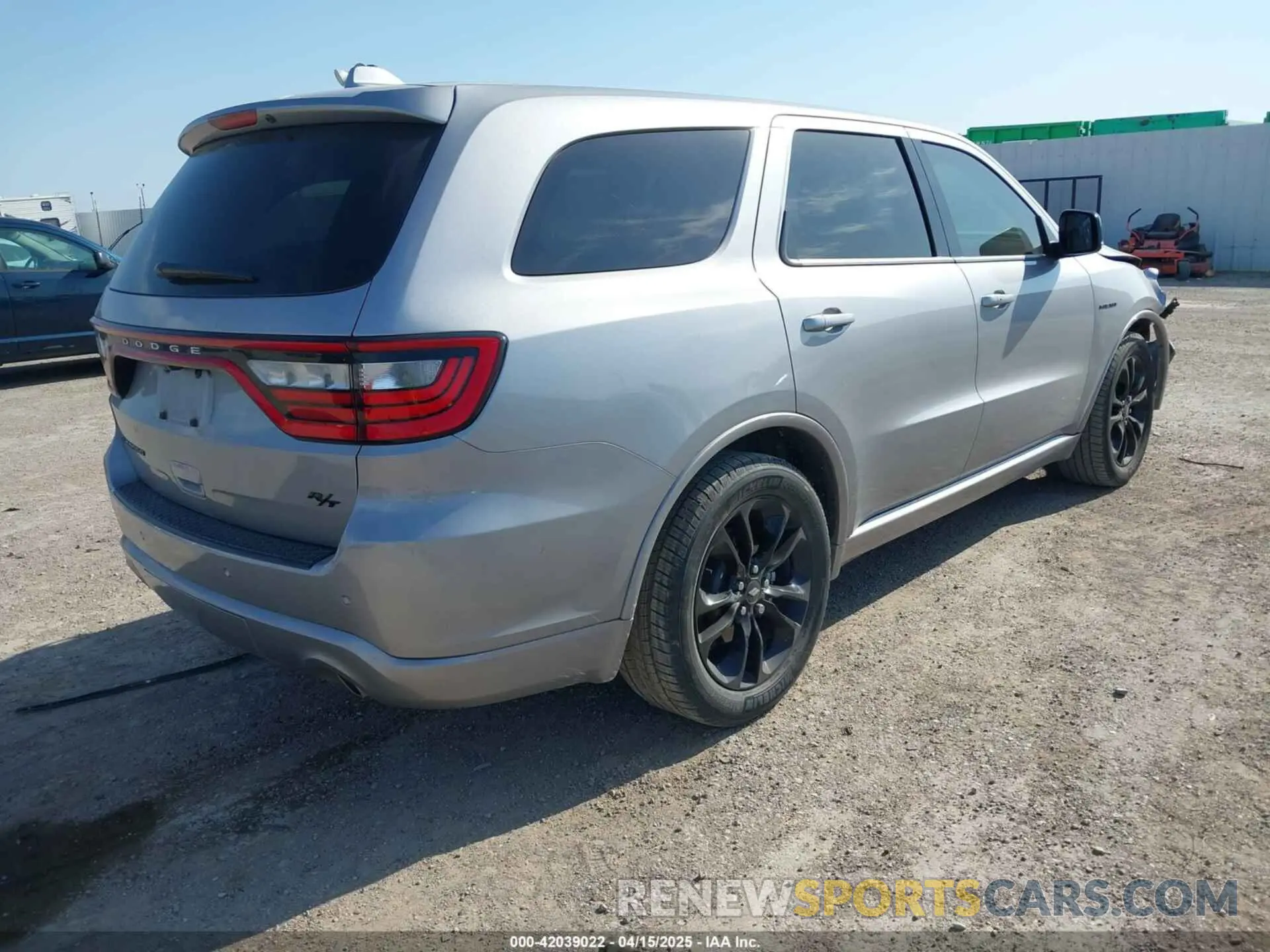 4 fotografías del automóvil dañado 1C4SDHCT0LC381238 DODGE DURANGO 2020