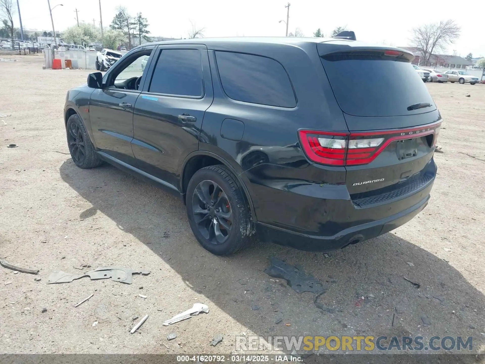 3 fotografías del automóvil dañado 1C4SDHCT8LC410596 DODGE DURANGO 2020