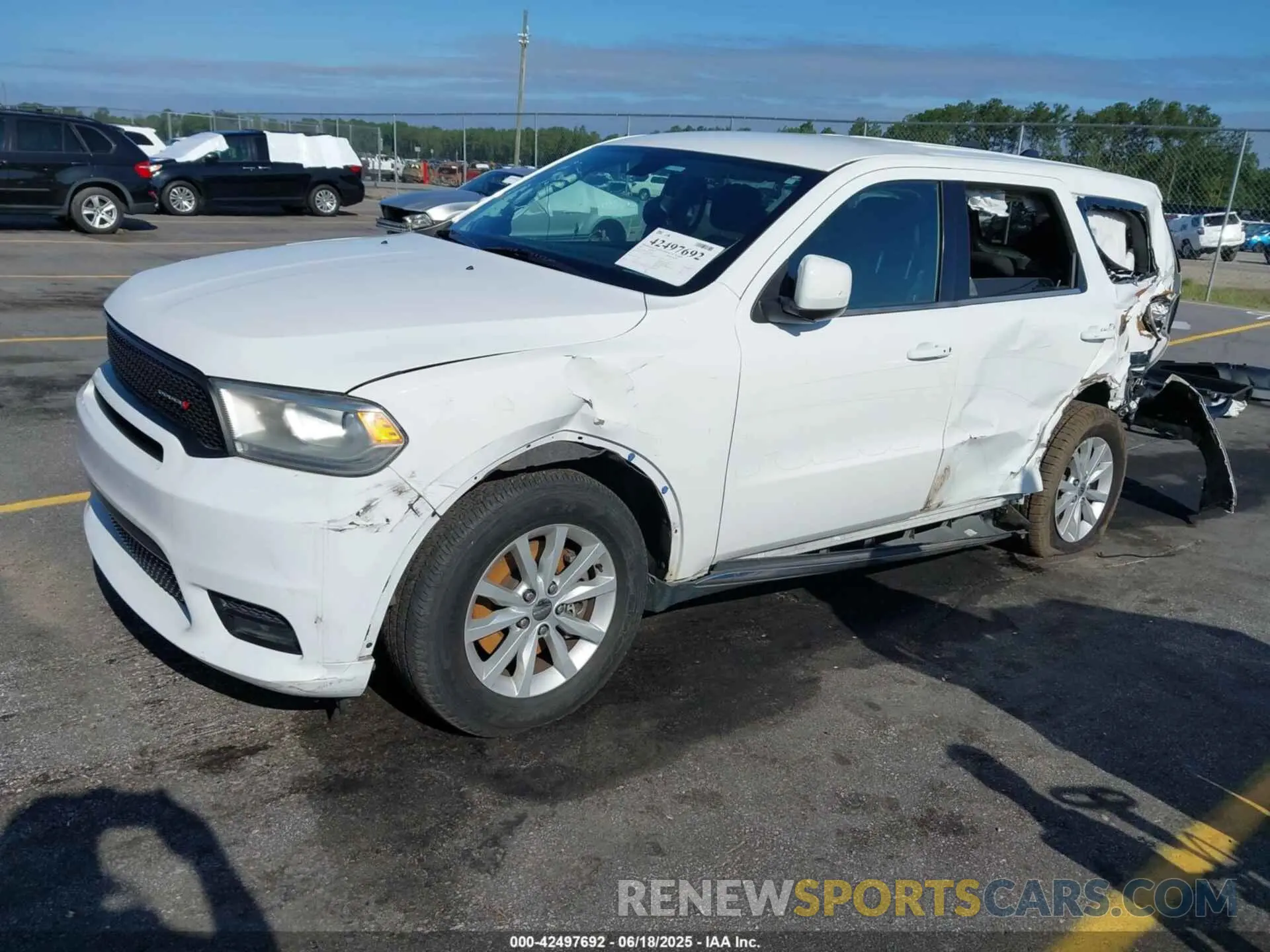 2 fotografías del automóvil dañado 1C4SDJFT1LC166468 DODGE DURANGO 2020
