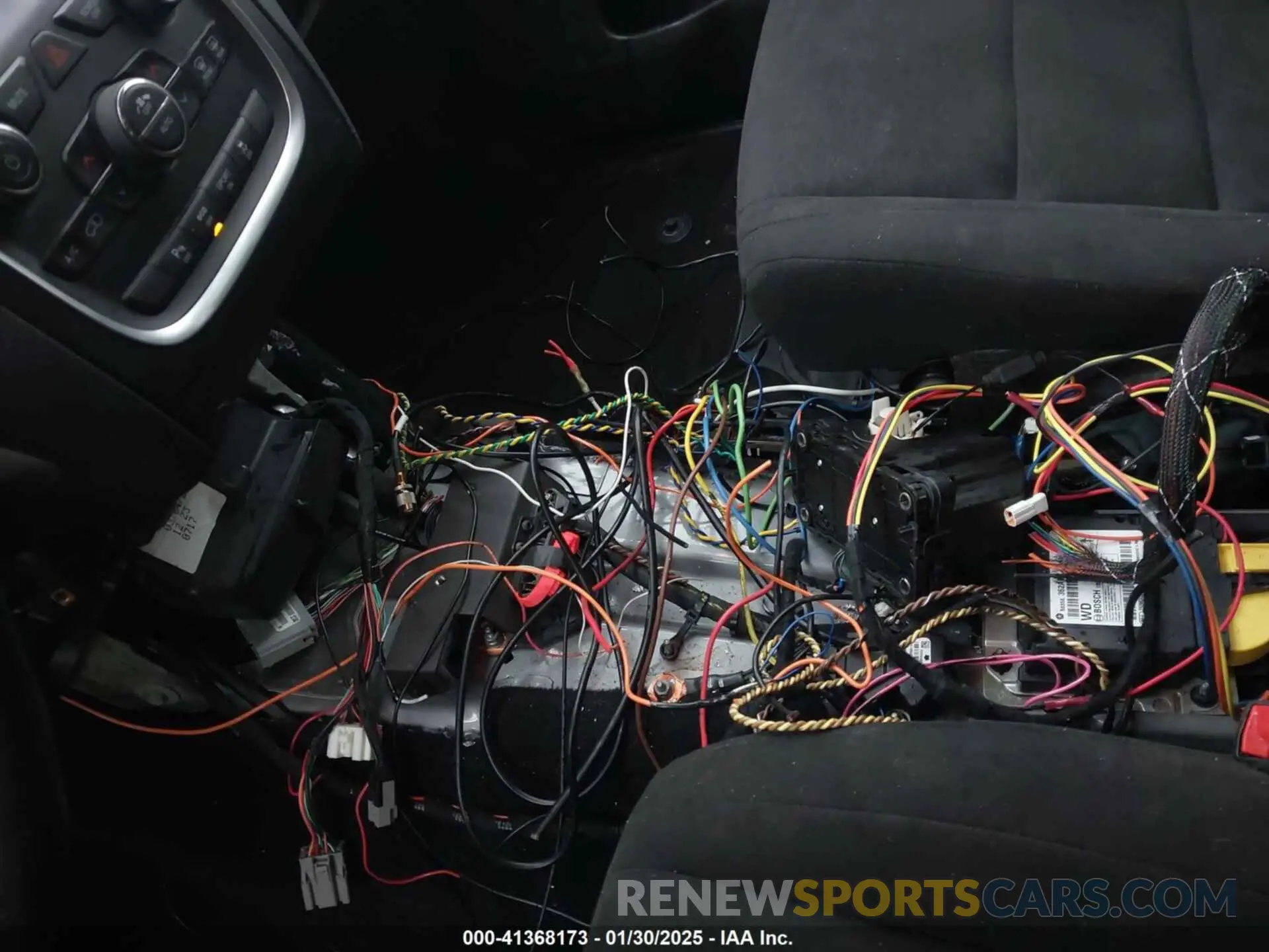 20 fotografías del automóvil dañado 1C4SDJFT9LC309425 DODGE DURANGO 2020