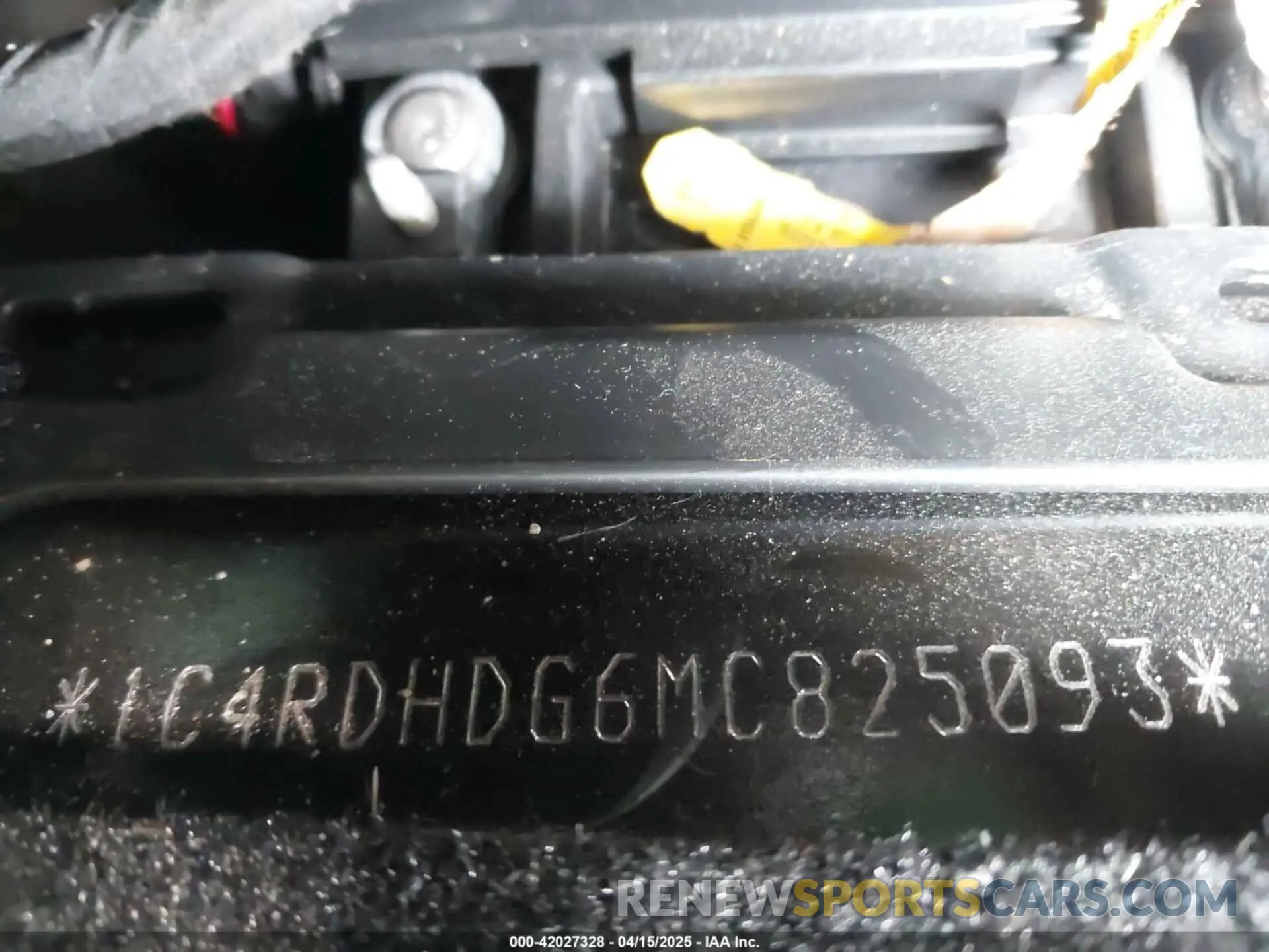 9 fotografías del automóvil dañado 1C4RDHDG6MC825093 DODGE DURANGO 2021