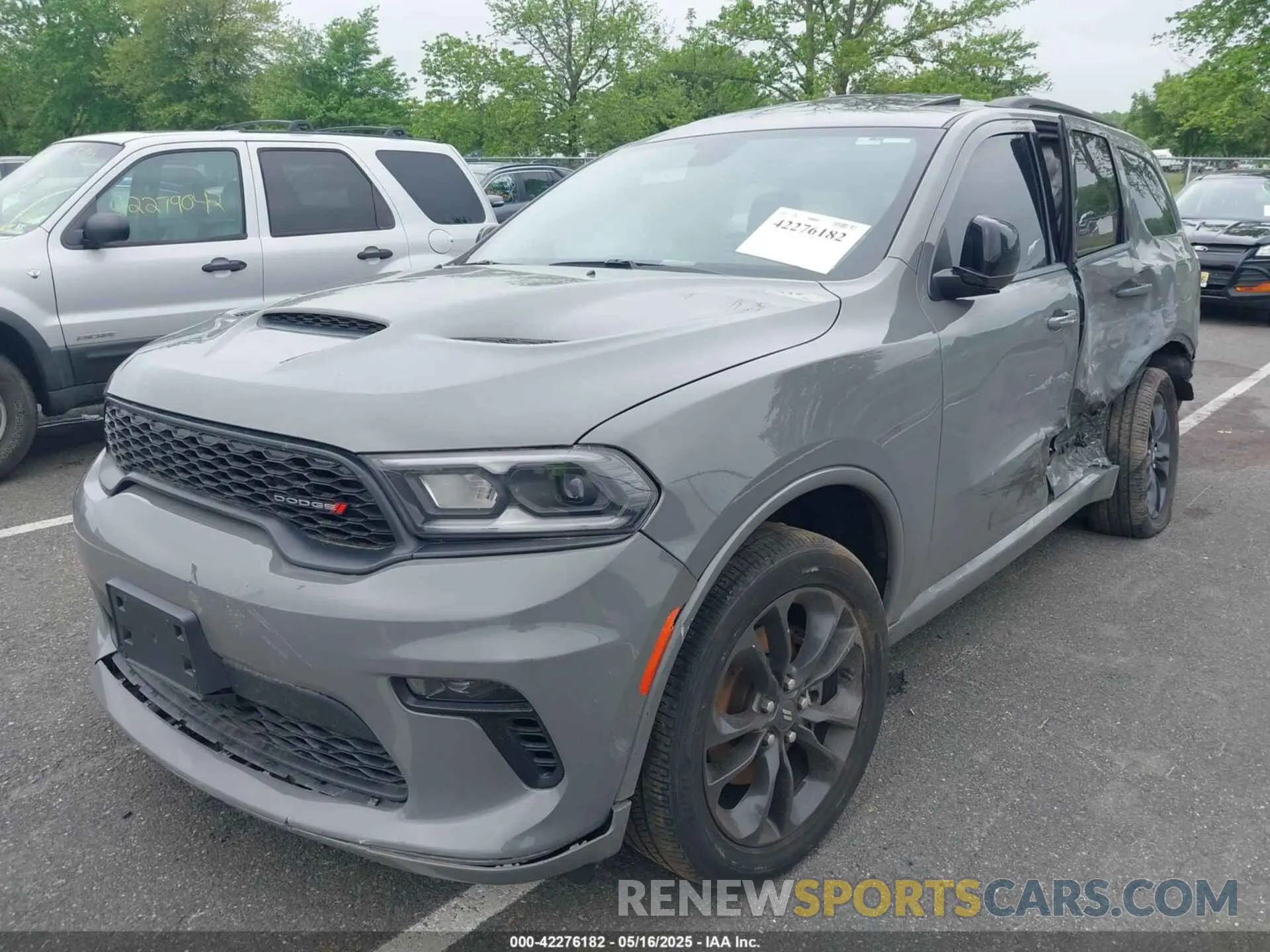 2 fotografías del automóvil dañado 1C4RDJDG4MC725159 DODGE DURANGO 2021