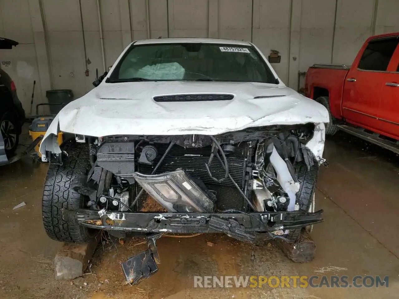 5 fotografías del automóvil dañado 1C4RDJDG5MC522233 DODGE DURANGO 2021