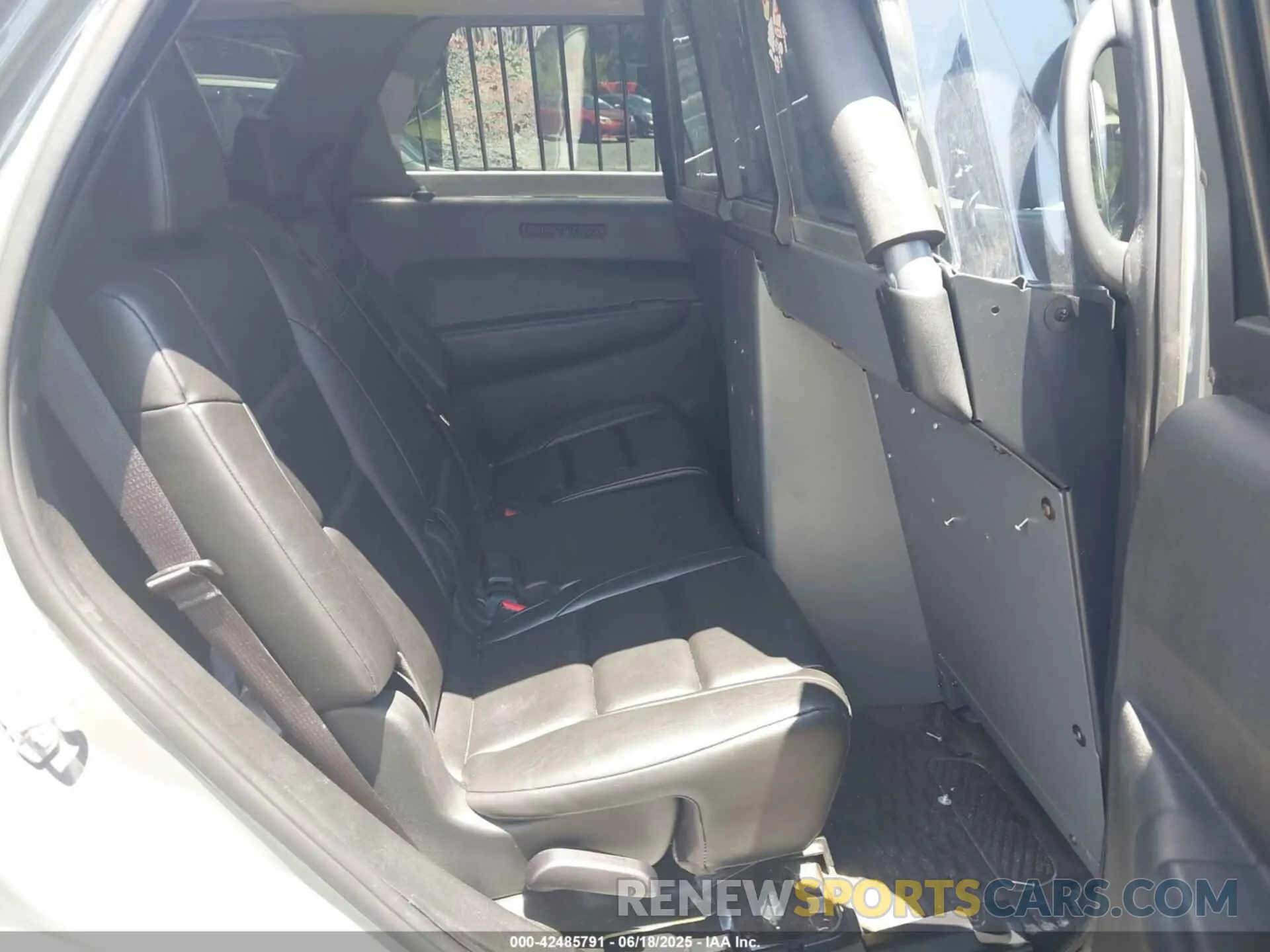 8 fotografías del automóvil dañado 1C4RDJFG1MC697382 DODGE DURANGO 2021
