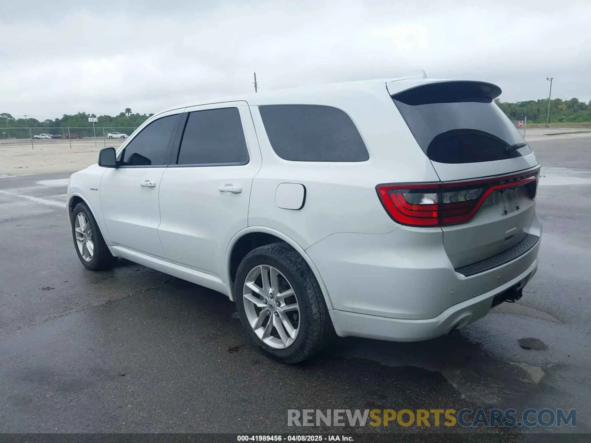 3 fotografías del automóvil dañado 1C4SDHCT3MC572704 DODGE DURANGO 2021