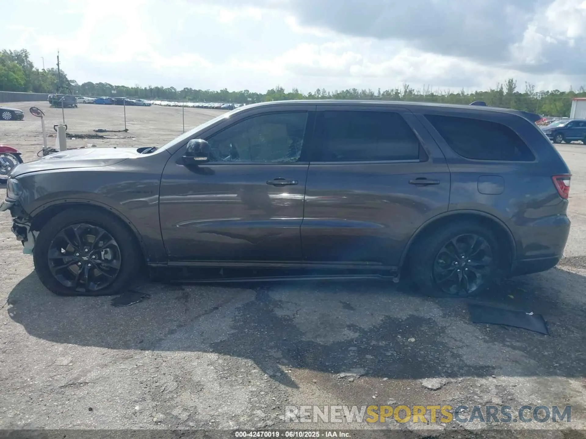 14 fotografías del automóvil dañado 1C4SDHCT3MC845656 DODGE DURANGO 2021