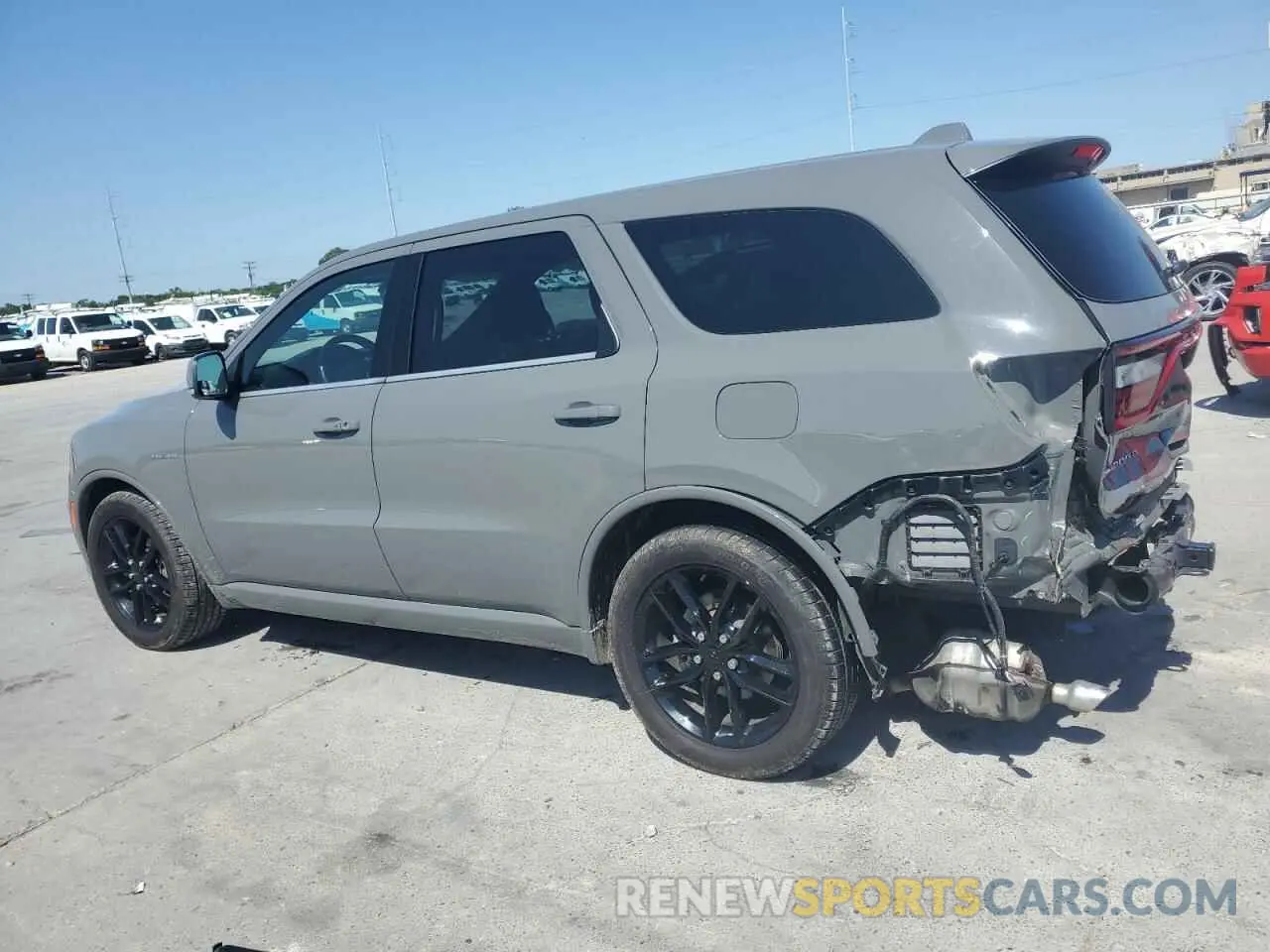 2 fotografías del automóvil dañado 1C4SDHCT5MC688549 DODGE DURANGO 2021