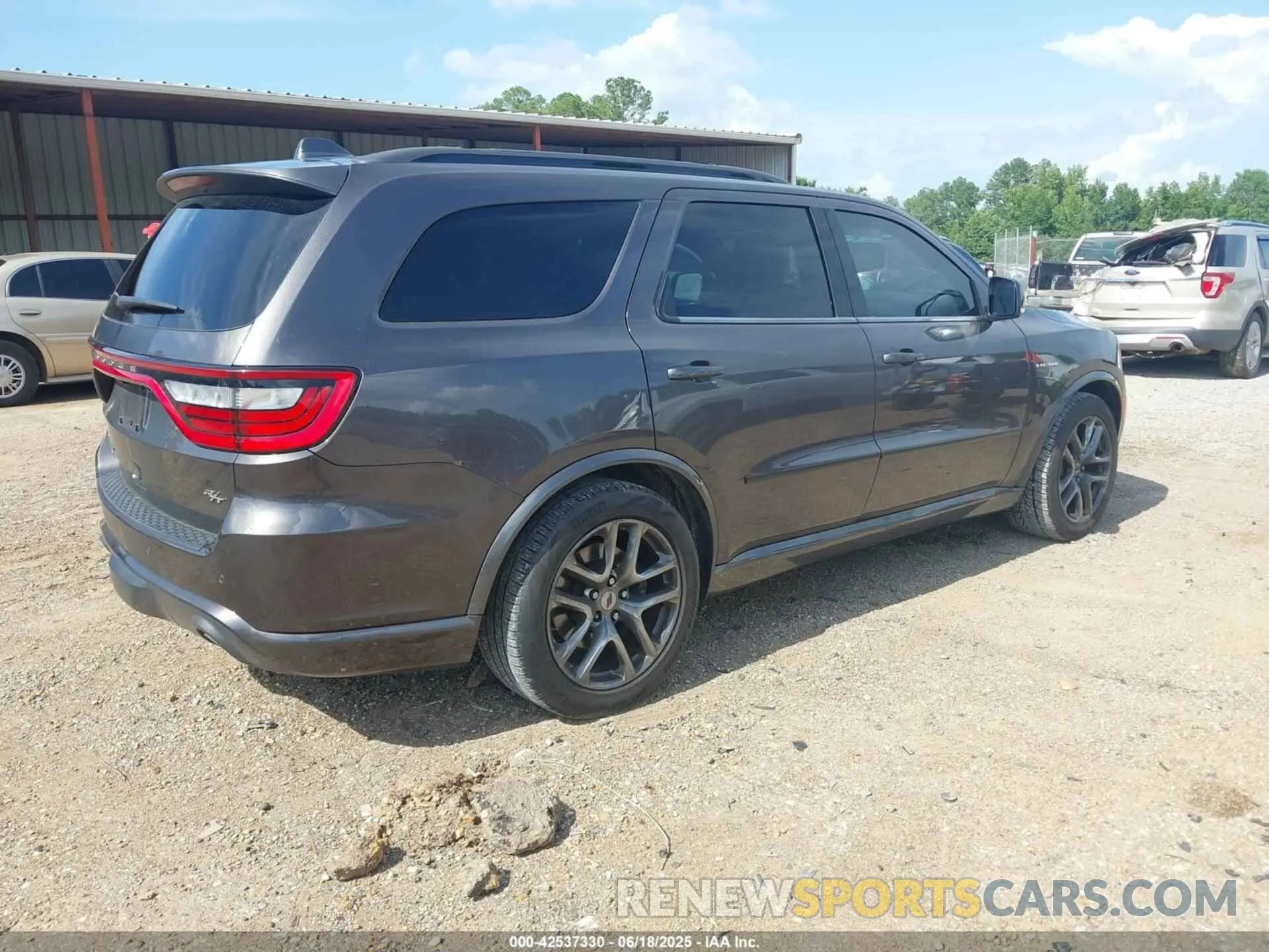 4 fotografías del automóvil dañado 1C4SDJCT4MC642038 DODGE DURANGO 2021