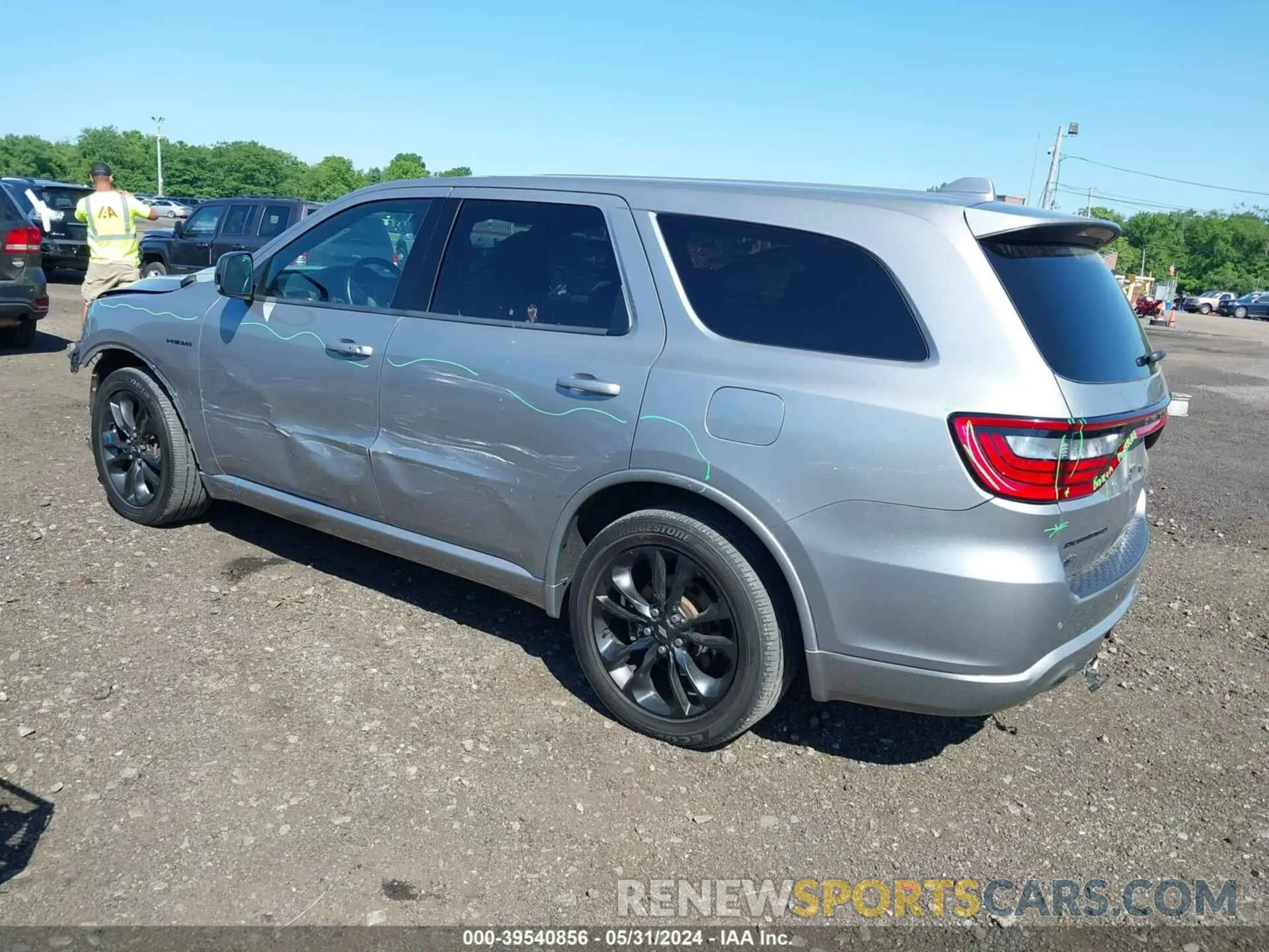 3 fotografías del automóvil dañado 1C4SDJCT5MC559105 DODGE DURANGO 2021